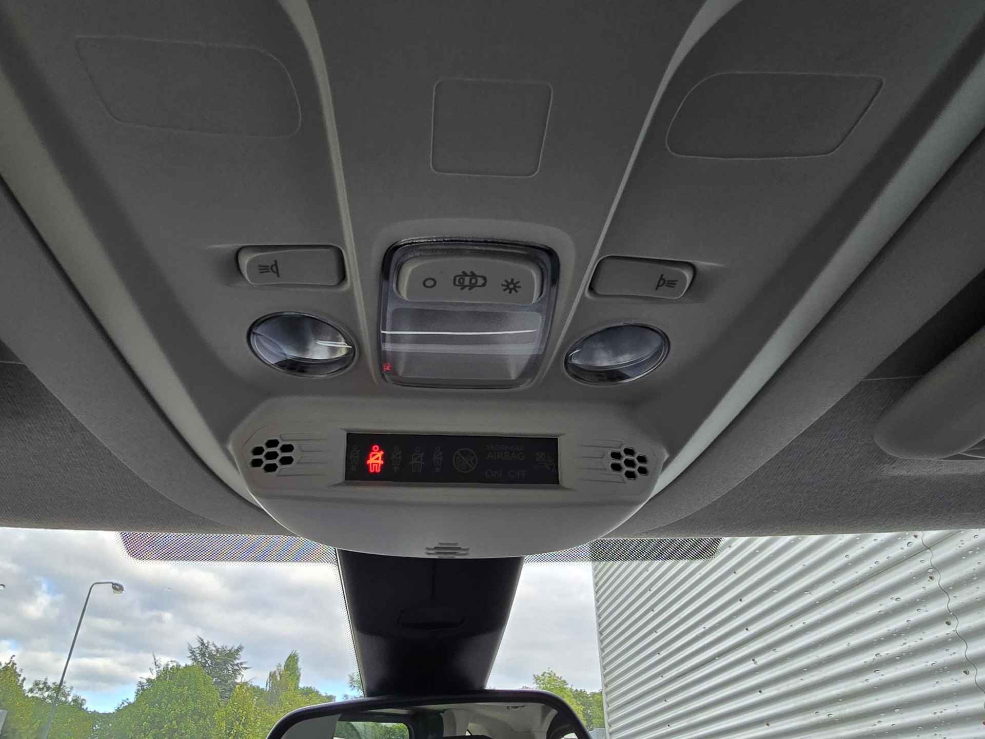 Citroën Berlingo MPV Feel Pack 1.2 PureTech 110pk H6 | NAVI | CLIMA | CAMERA | KEYLESS ENTRY | STOELVERW. | DAB+ | - 38/69