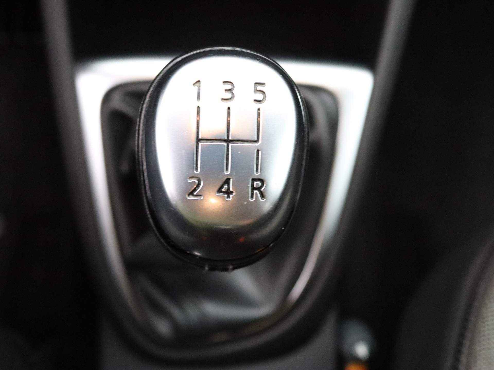 Renault Captur TCe 90pk Intens ALL-IN PRIJS! Camera | Climate | Navi | Trekhaak afn. - 20/35