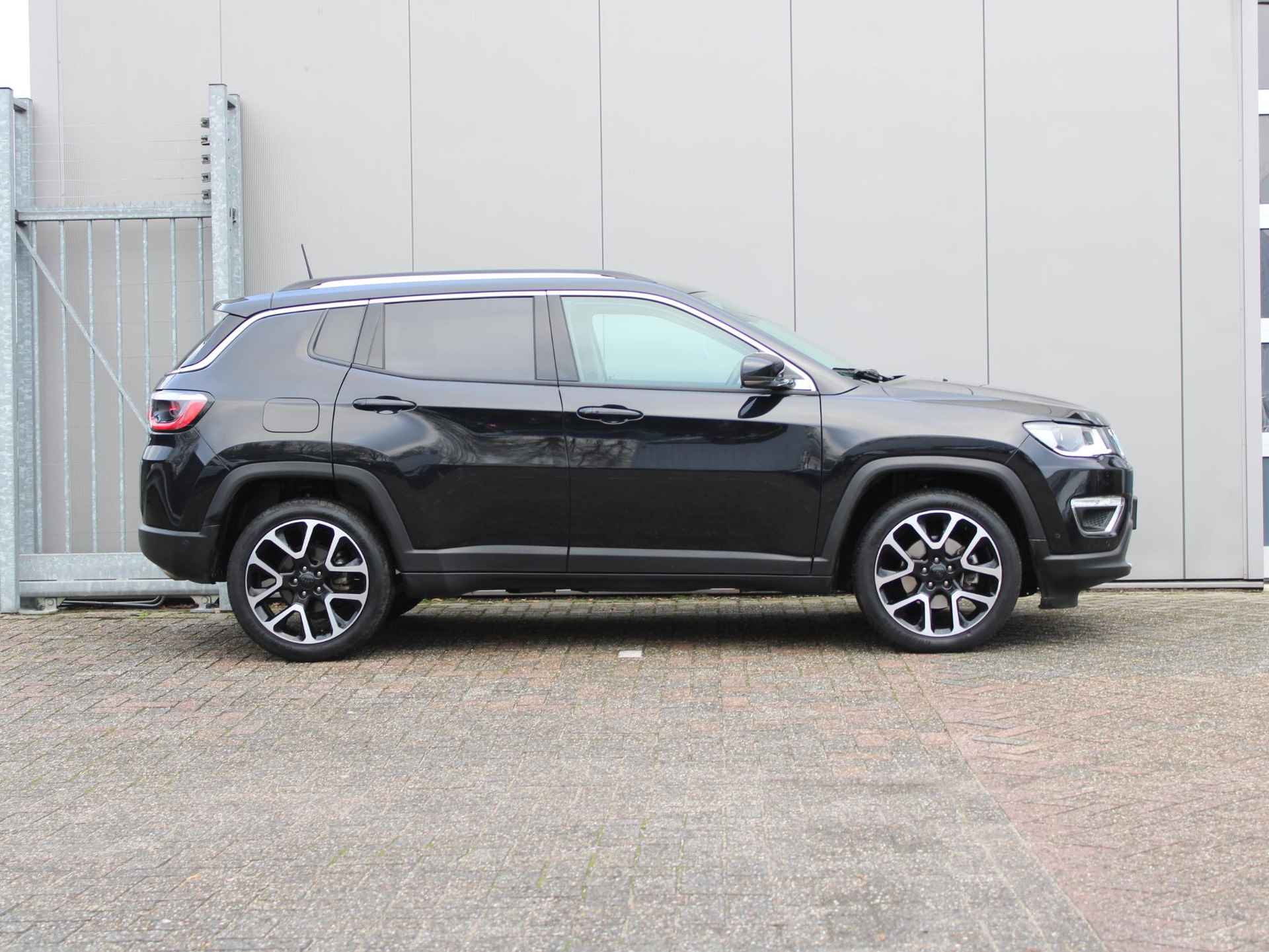 Jeep Compass 1.3T Limited | Navi / Camera / Climate - 8/25