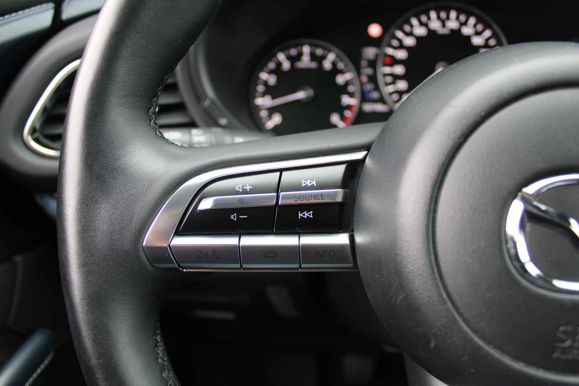 Mazda CX-30 2.0 SkyActiv-G 122PK 6MT Comfort | BTW Auto | Adap. Cruise | Heads-up Display | Camera | - 13/34