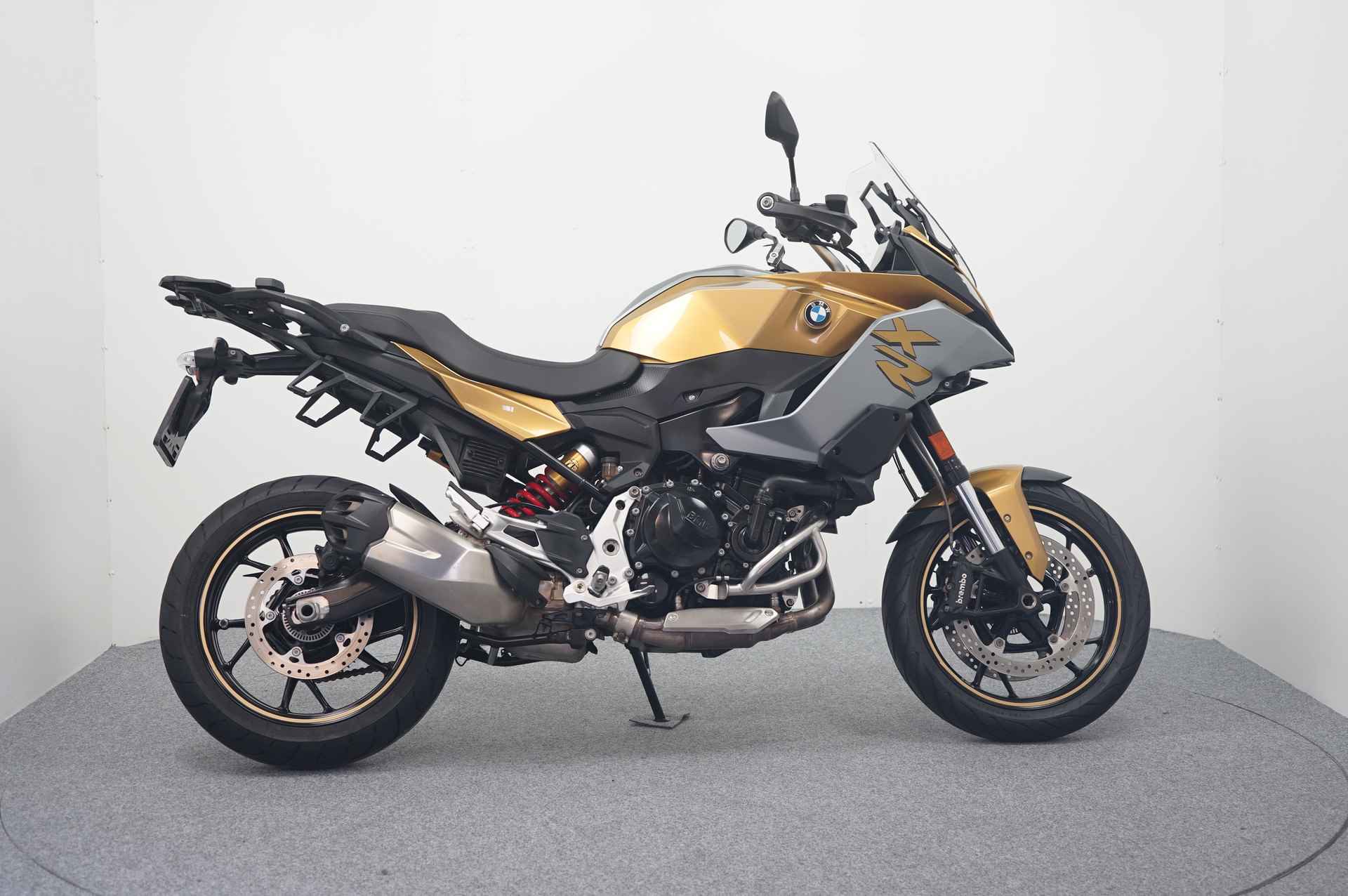 BMW F 900 XR - 1/17