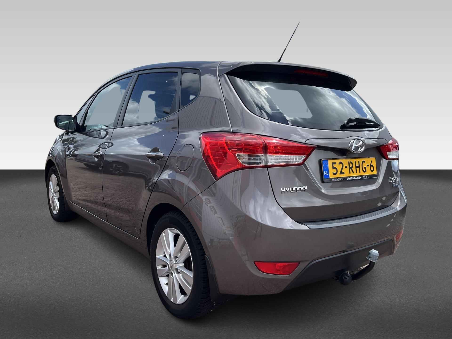 Hyundai ix20 1.4i i-Catcher | navigatie | leder | schuifdak | parkeercamera | trekhaak | stoelverwarming - 3/28