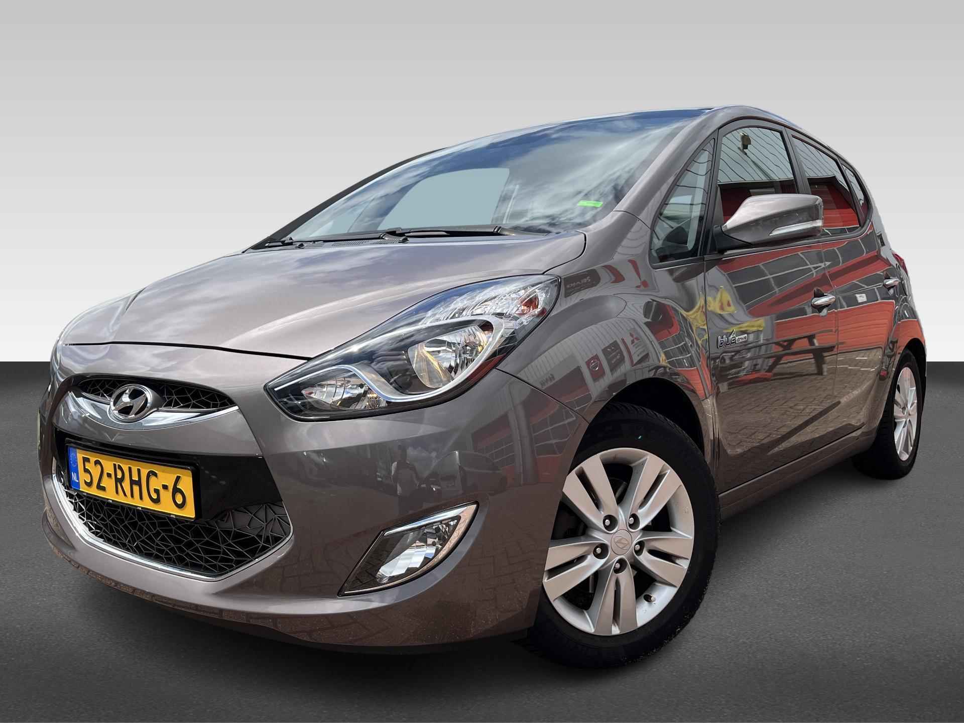 Hyundai ix20 1.4i i-Catcher | navigatie | leder | schuifdak | parkeercamera | trekhaak | stoelverwarming - 19/28