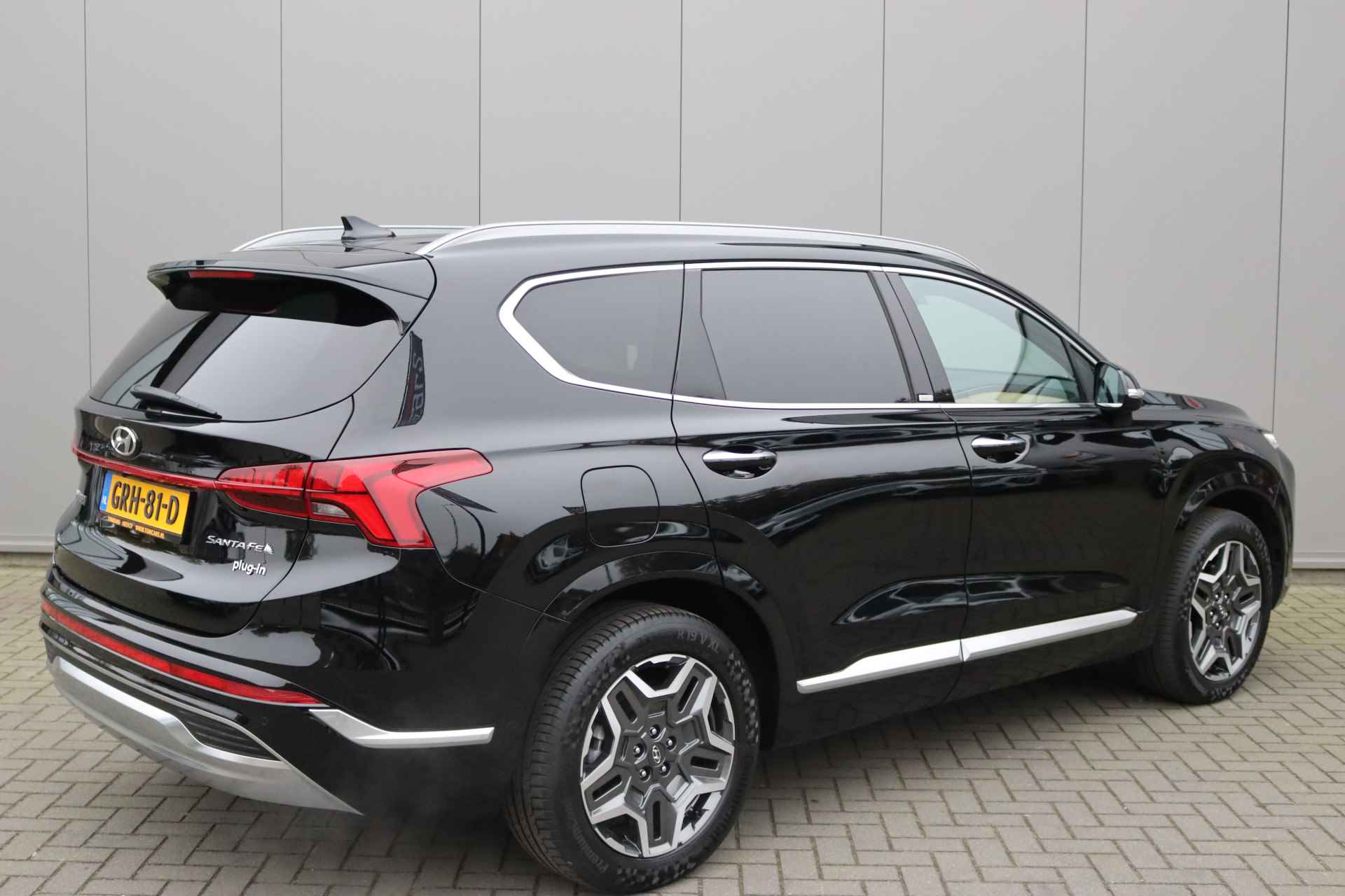 Hyundai Santa Fe 1.6 T-GDI 265PK PHEV Premium Sky PlusNavigatie/Camera/Leder/Winter-pack/Adaptive-Cruise control - 5/36