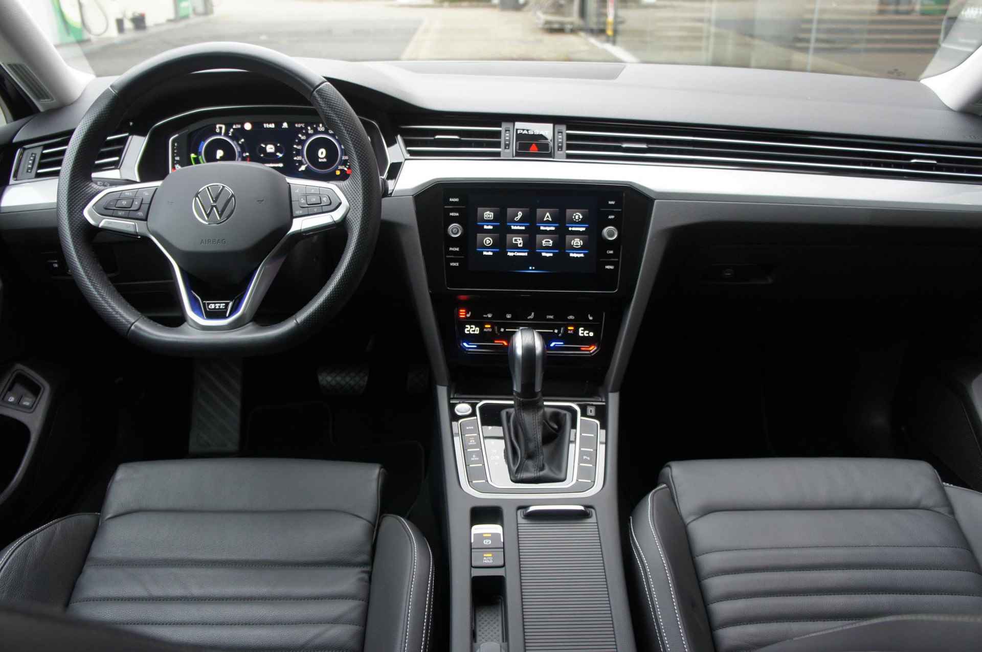 Volkswagen Passat Variant 1.4 TSI PHEV GTE Business | Leder | Camera | CarPlay | LED | 18" - 11/20