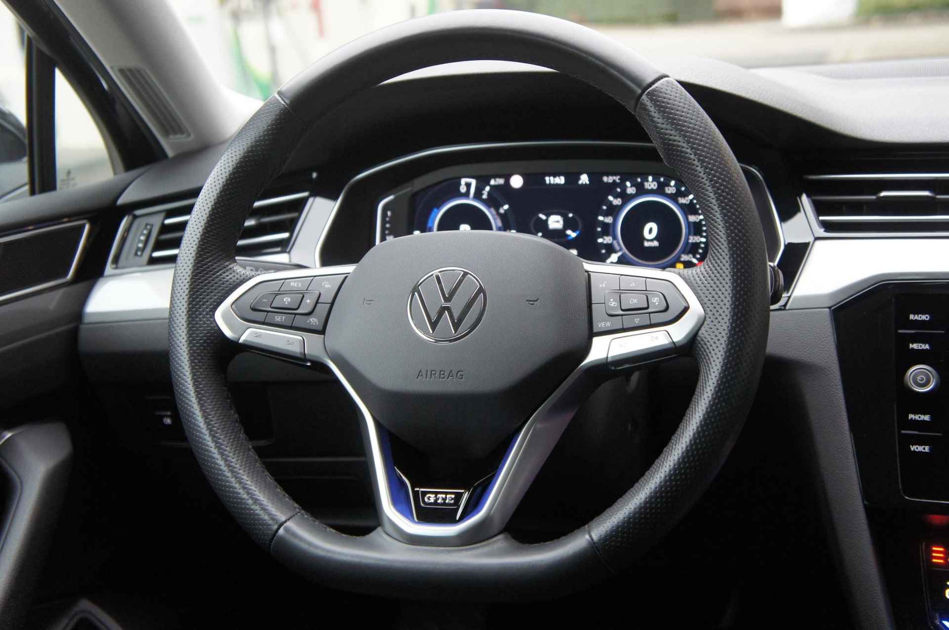 Volkswagen Passat Variant 1.4 TSI PHEV GTE Business | Leder | Camera | CarPlay | LED | 18" - 14/20