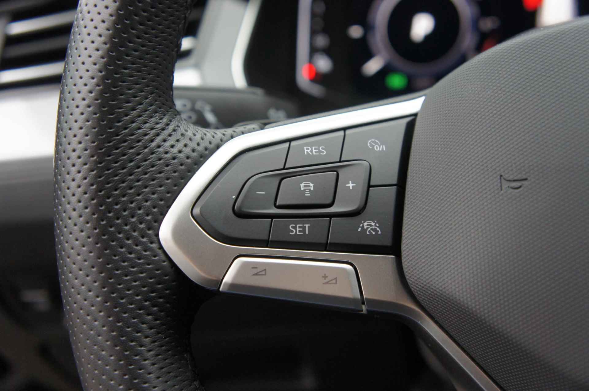 Volkswagen Passat Variant 1.4 TSI PHEV GTE Business | Leder | Camera | CarPlay | LED | 18" - 18/20