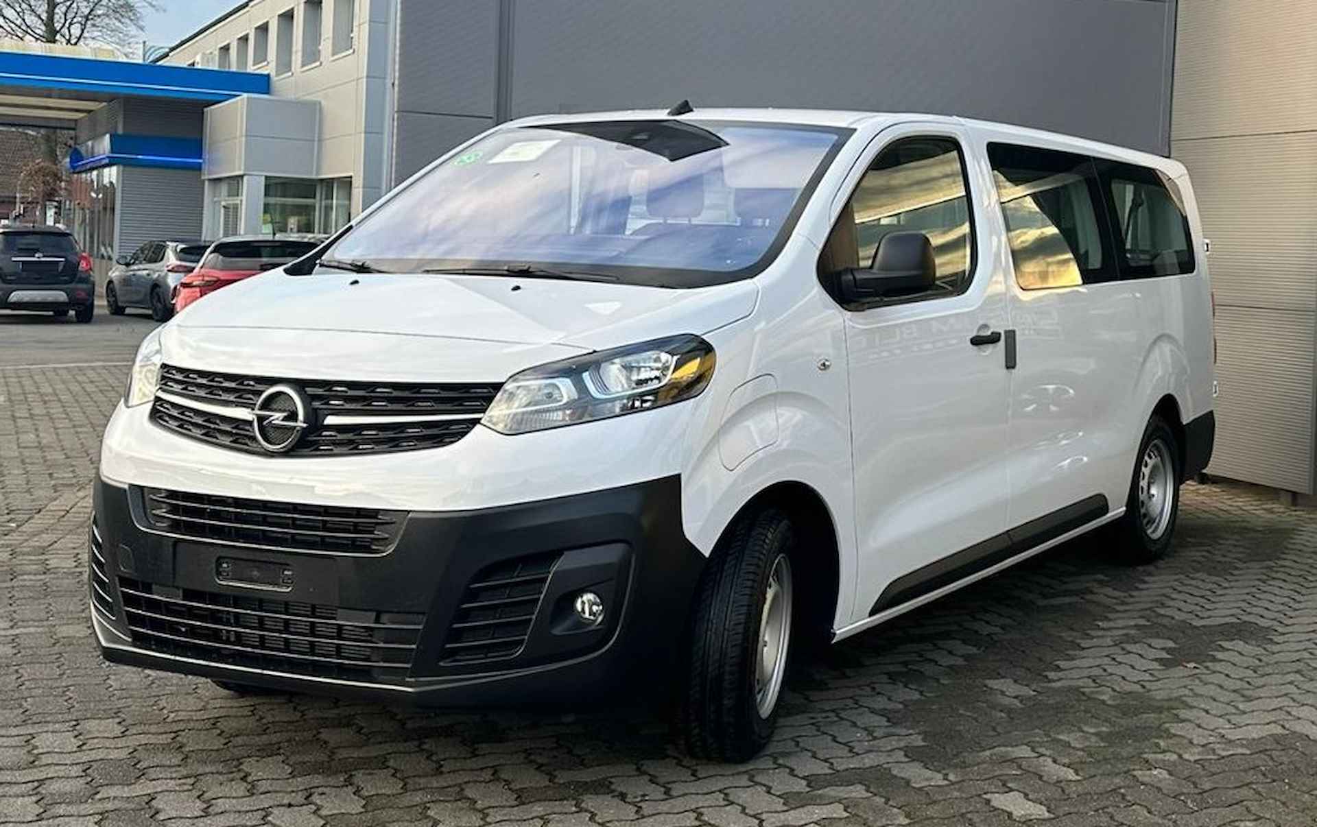 Opel Vivaro Combi Electric L3 75 kWh 32.000 ex BTW 9-zitter - 2/10