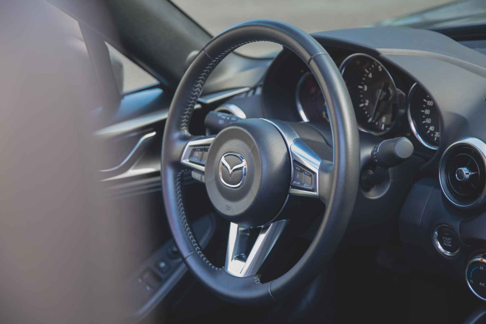 Mazda MX-5 2.0 SkyActiv-G 184 Luxury Bose | Carplay | Dealer onderhouden | 17 inch - 43/57