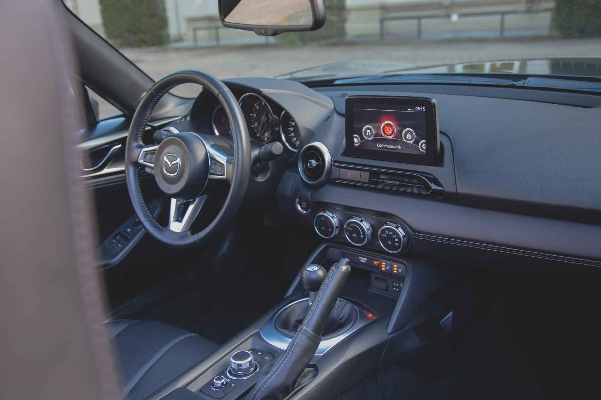 Mazda MX-5 2.0 SkyActiv-G 184 Luxury Bose | Carplay | Dealer onderhouden | 17 inch - 44/57