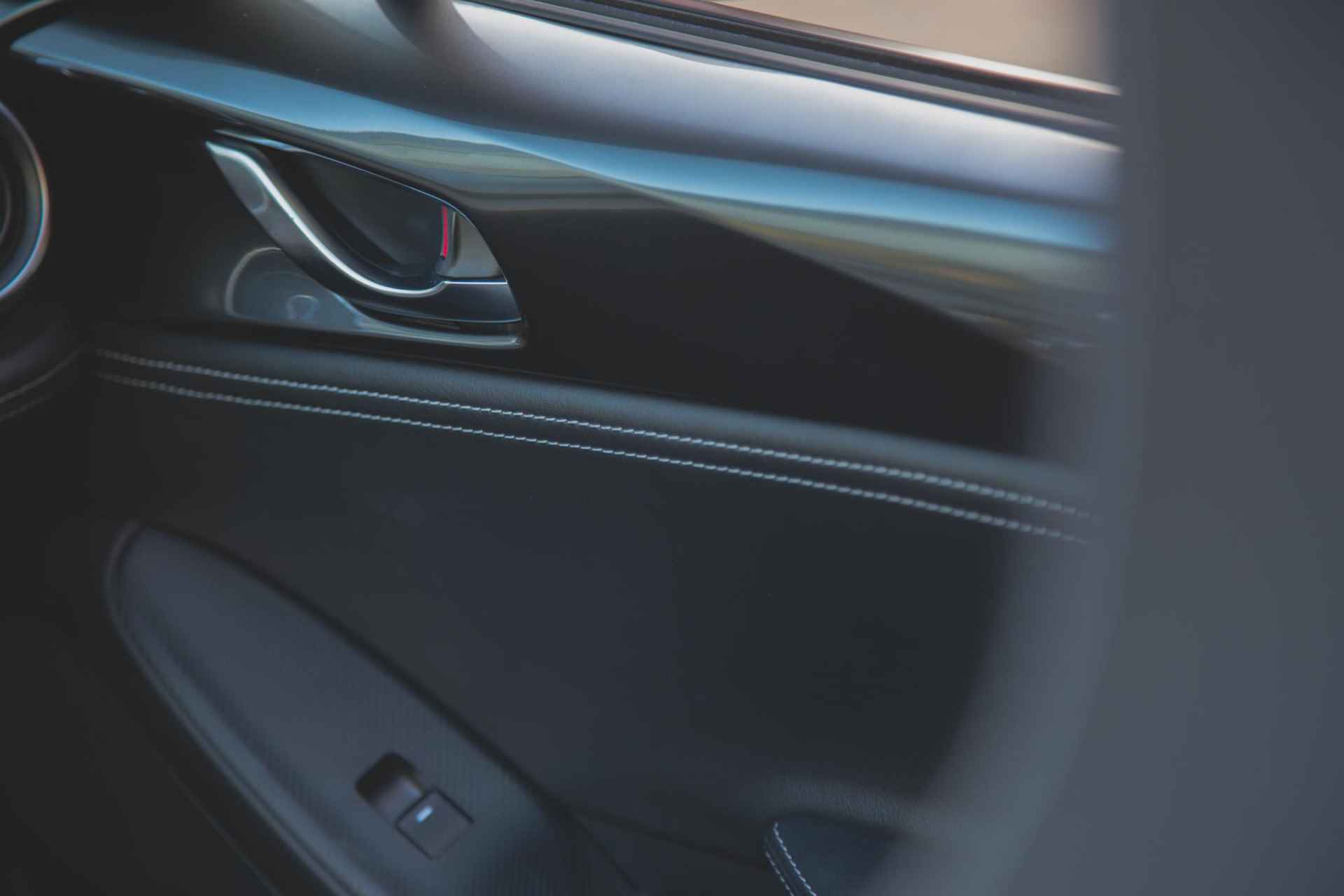 Mazda MX-5 2.0 SkyActiv-G 184 Luxury Bose | Carplay | Dealer onderhouden | 17 inch - 49/57