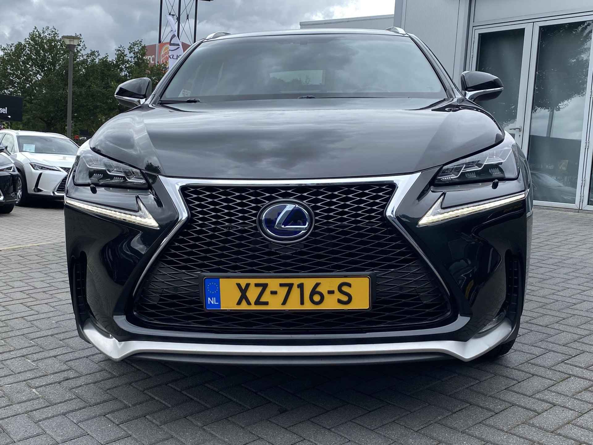 Lexus NX 300h AWD F Sport Line TRIPLE-LED STOELVERW EL-ACHTERKLEP AD-CRUISE DRAADLOZE LADER - 8/33