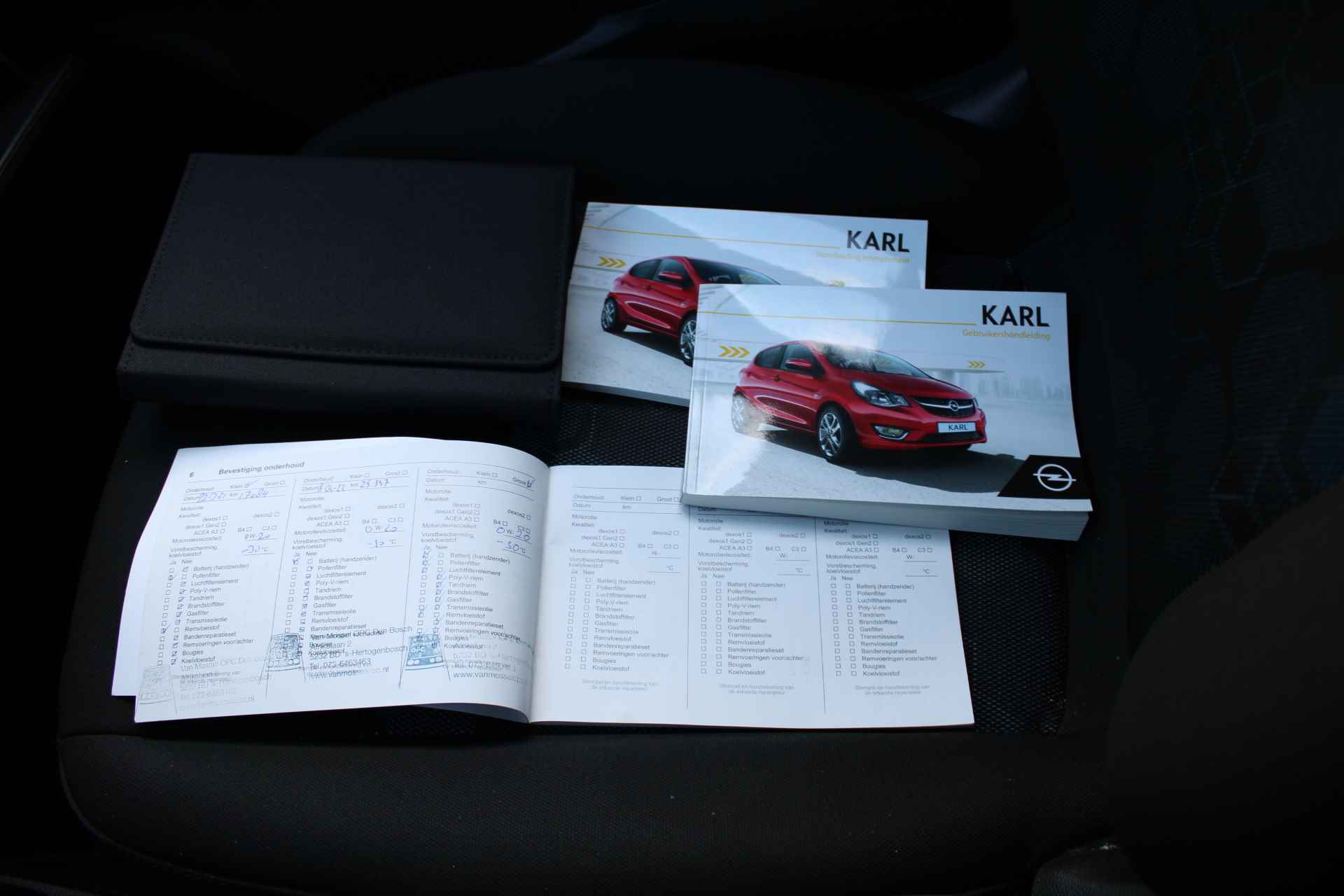 Opel Karl 1.0 75PK ROCKS Online Edition + 15"/ Airco/ Cruise/ IntelliLink/ NL auto - 26/42