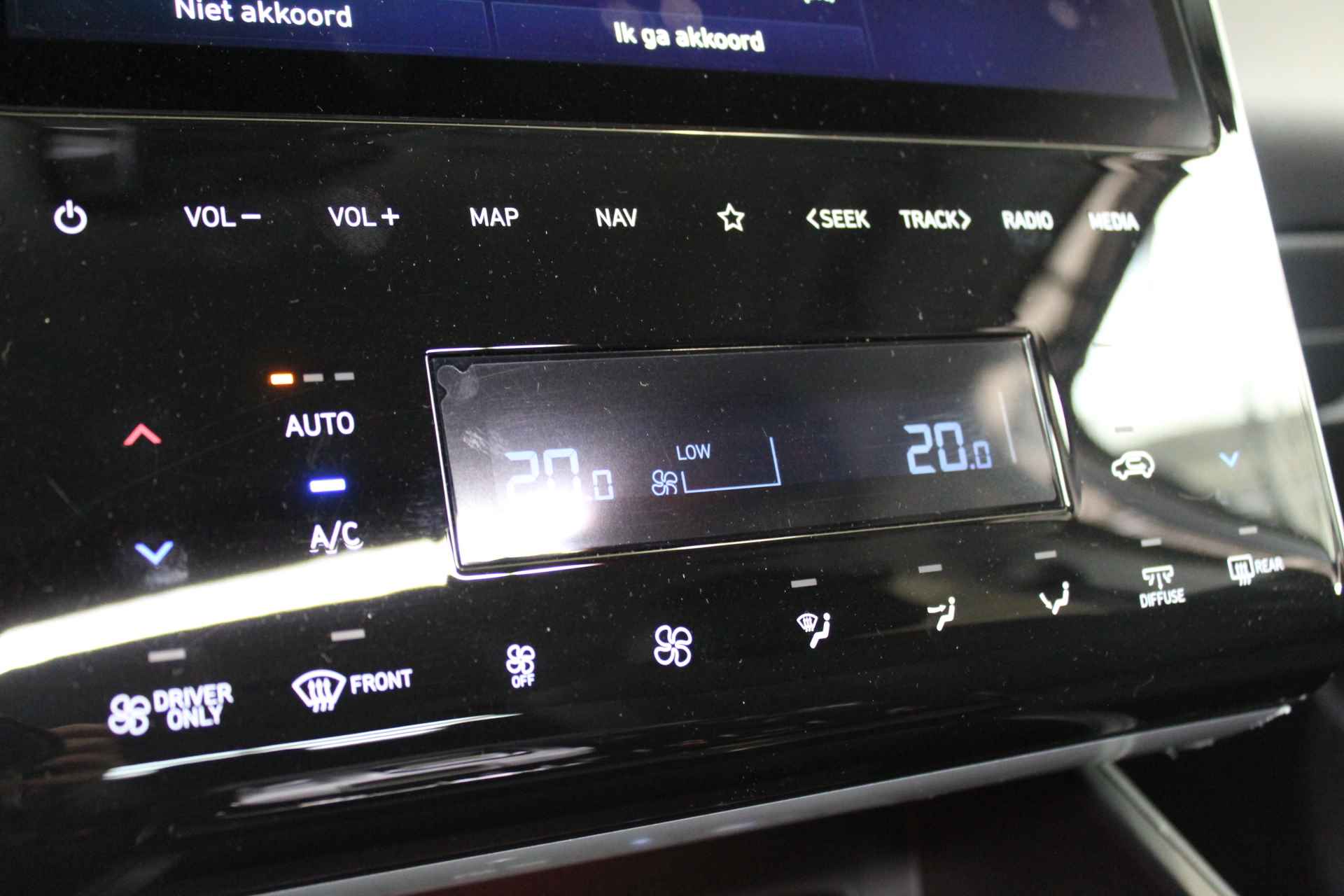 Hyundai Tucson 1.6 T-GDI PHEV Comfort SMART Black Pack4WD Plug-in Hybride | Navigatie | Stoelverwarming | Dealer onderhouden - 27/35