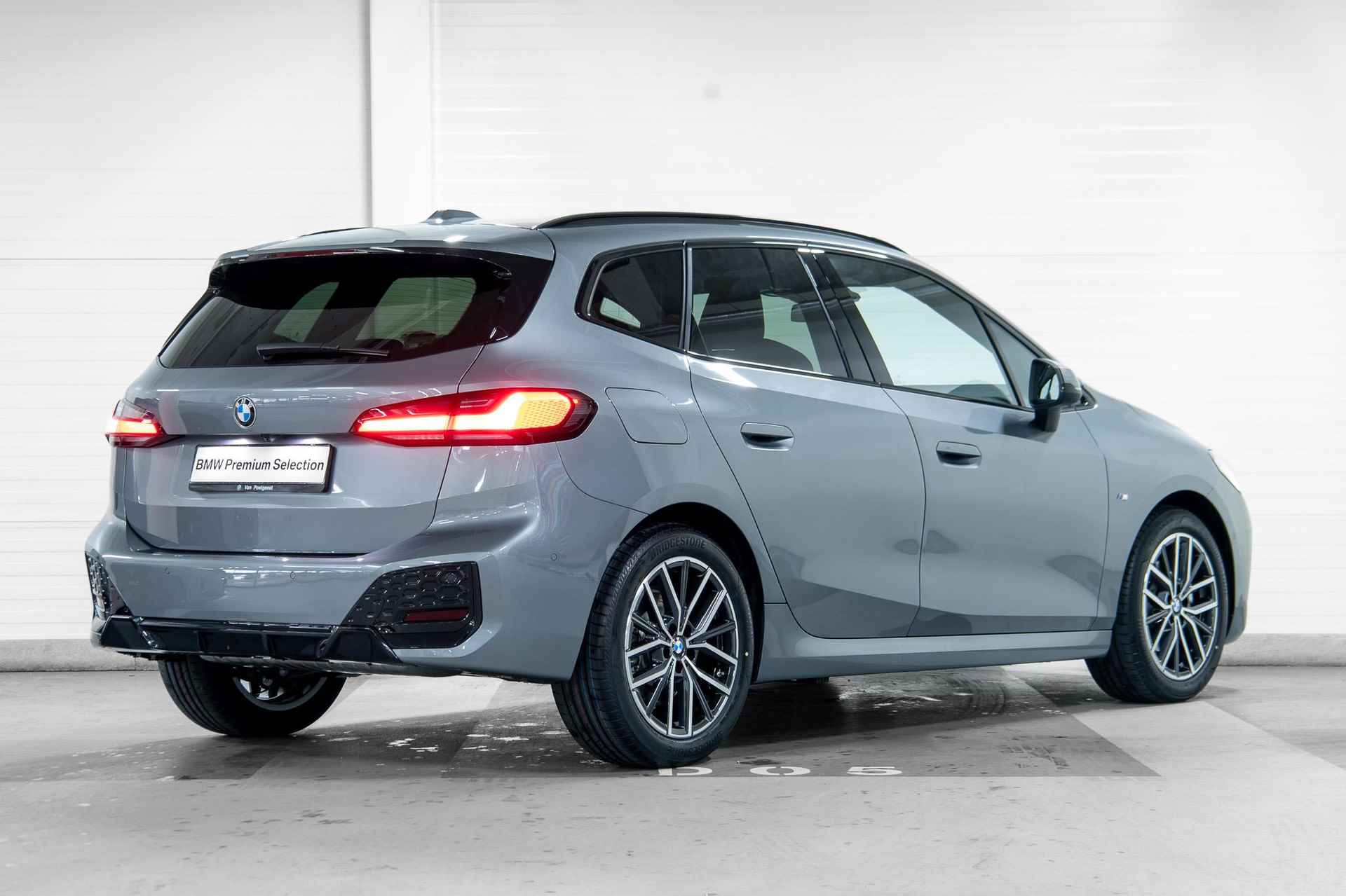 BMW 2 Serie Active Tourer 220i | M-Sport | Travel Pack | Premium Pack | Panoramadak - 5/16