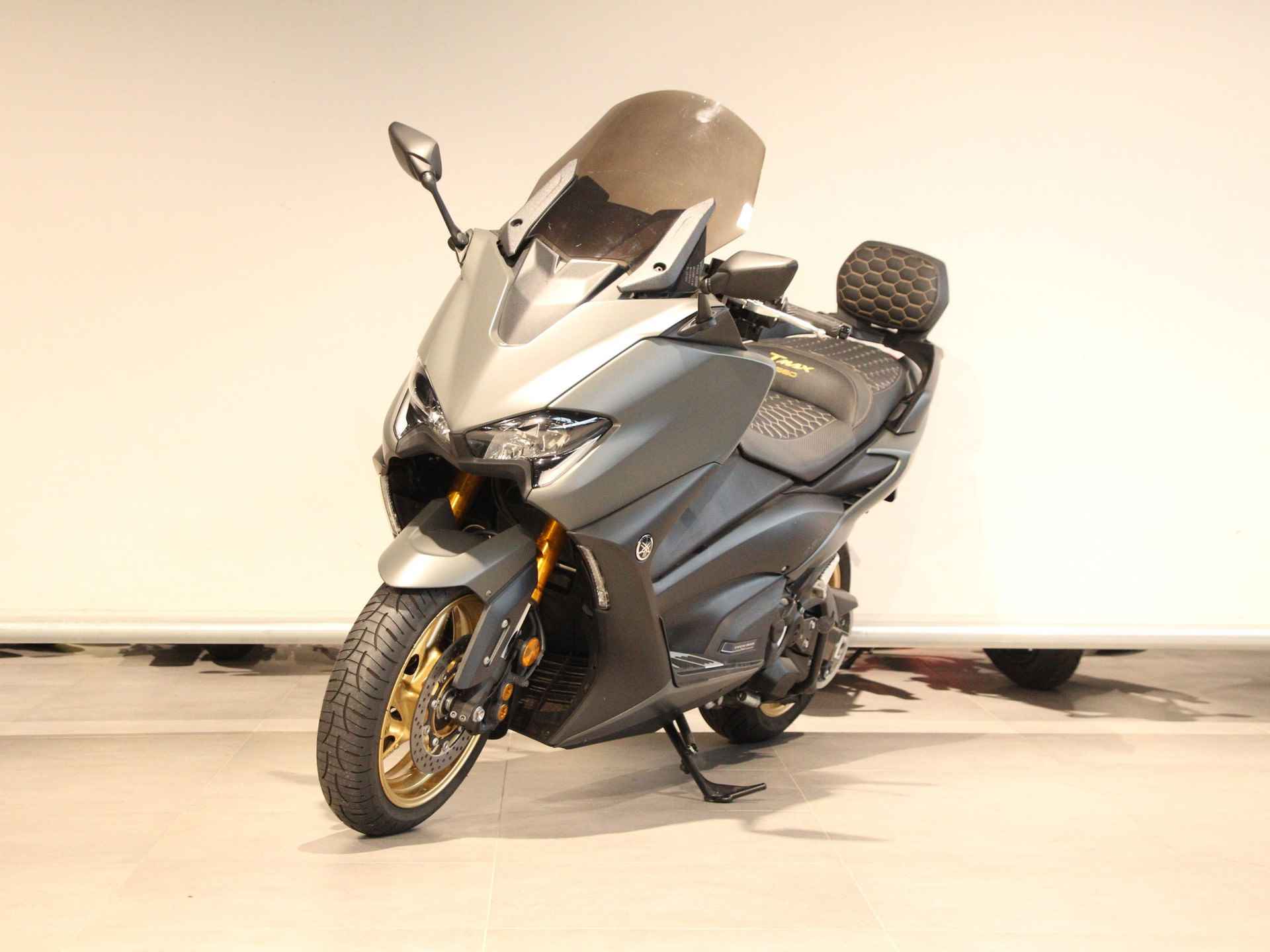 Yamaha T-MAX 560 TECH MAX - 4/17