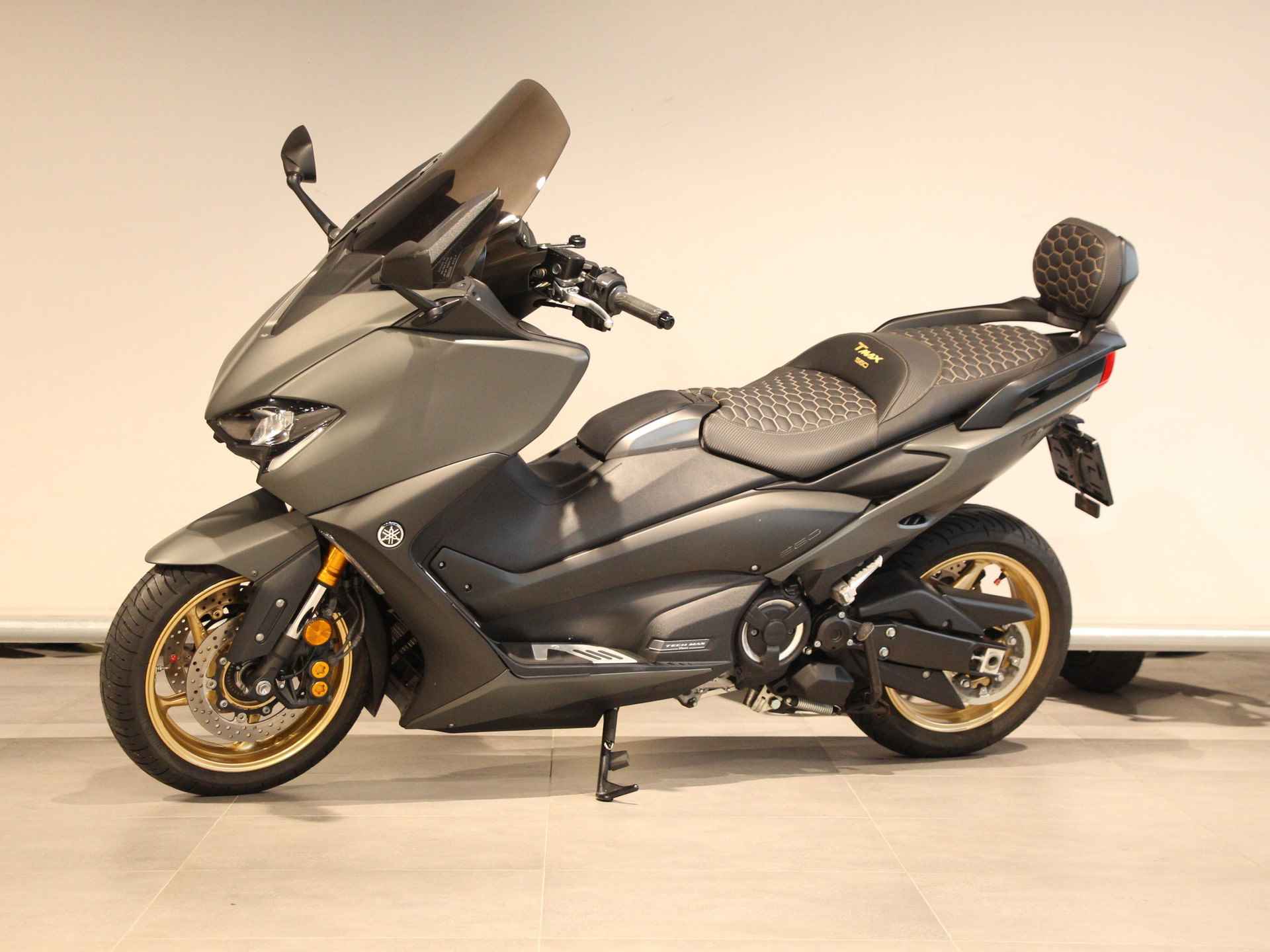 Yamaha T-MAX 560 TECH MAX - 5/17