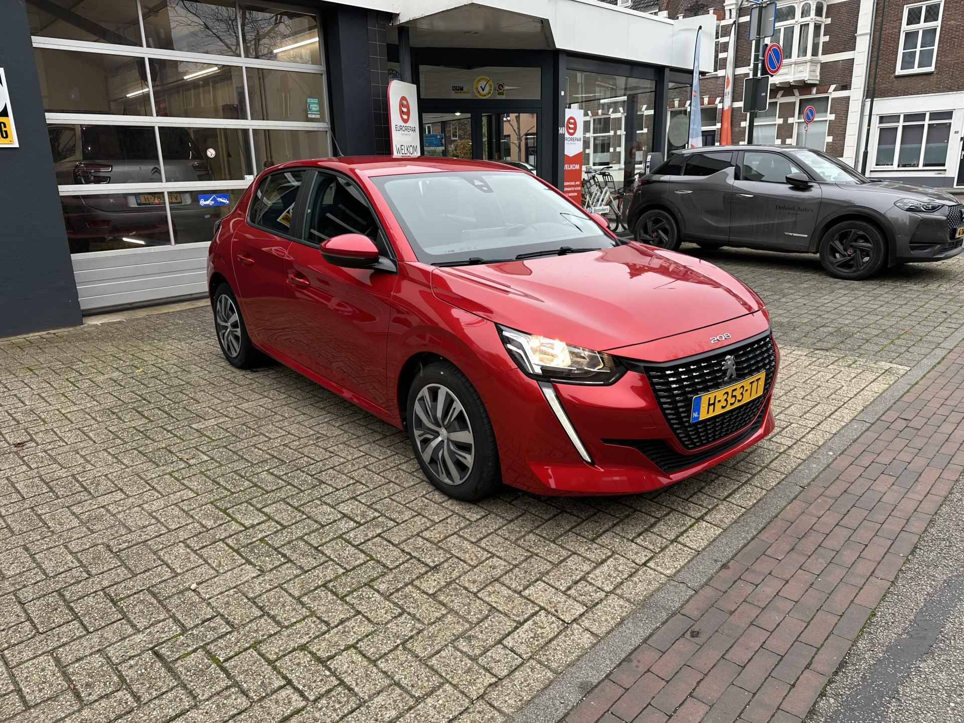 Peugeot 208 1.2 PureTech Active 100pk All-in prijs Navi/Cruise/Airco/Carplay/Parkeer sens. - 7/25