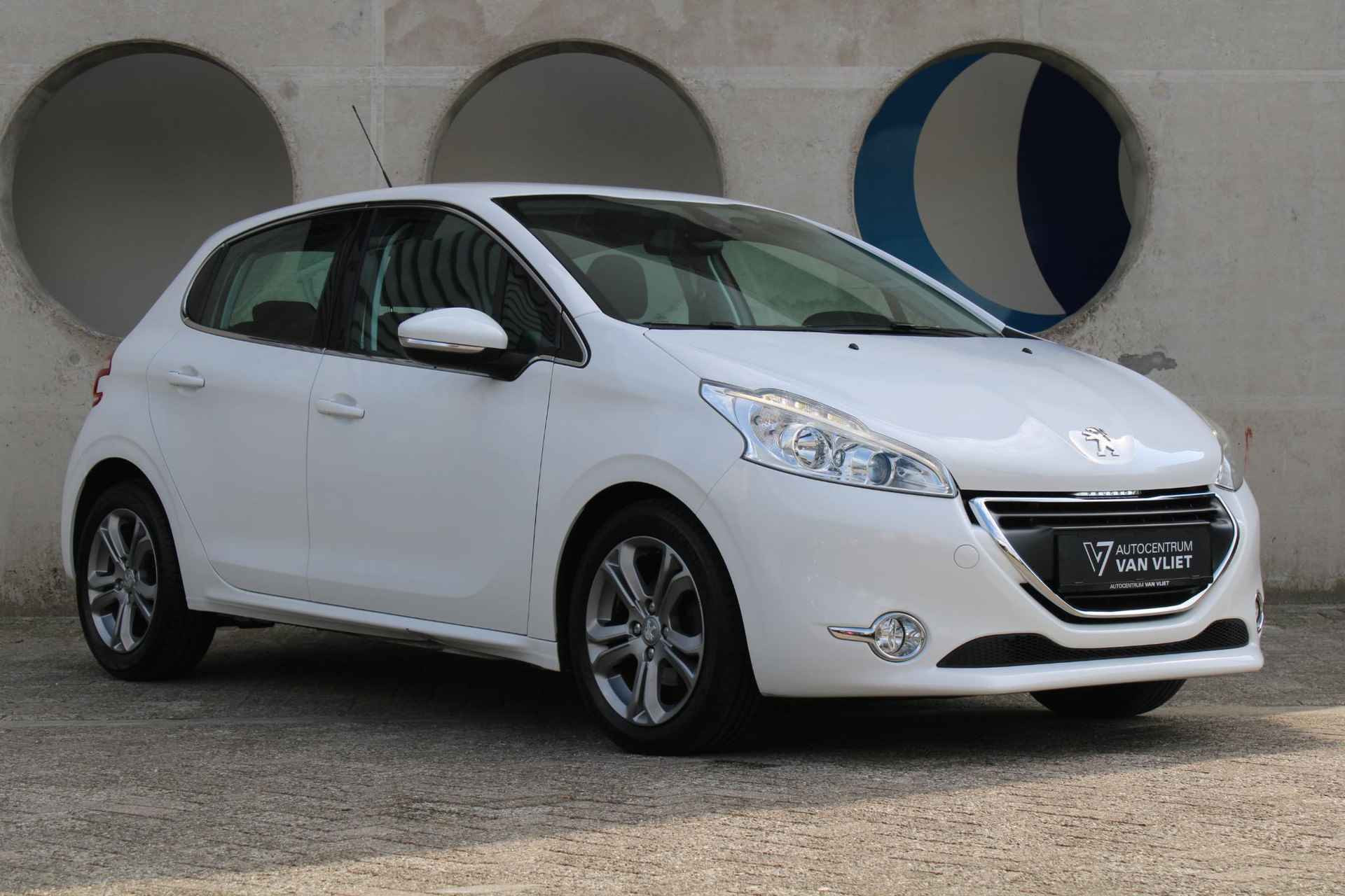 Peugeot 208 1.6 VTi Allure | 120 PK | NAVIGATIE | TREKHAAK | - 10/24