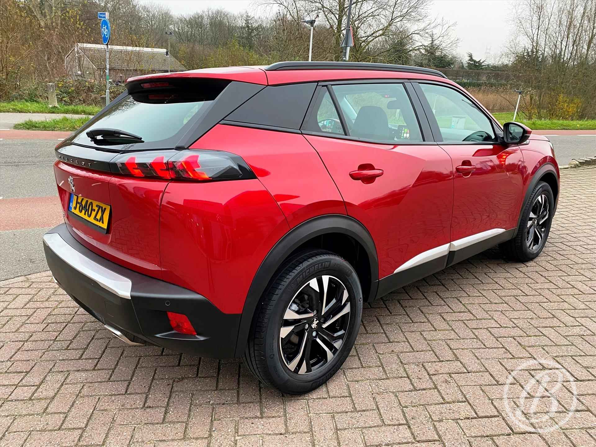 Peugeot 2008 1.2 Turbo 130pk Allure EAT-8 Automaat | keyless, camera, pdc v&a, 17 inch velgen, adaptive cruise, navi via apple carplay of android auto, dab - 5/62