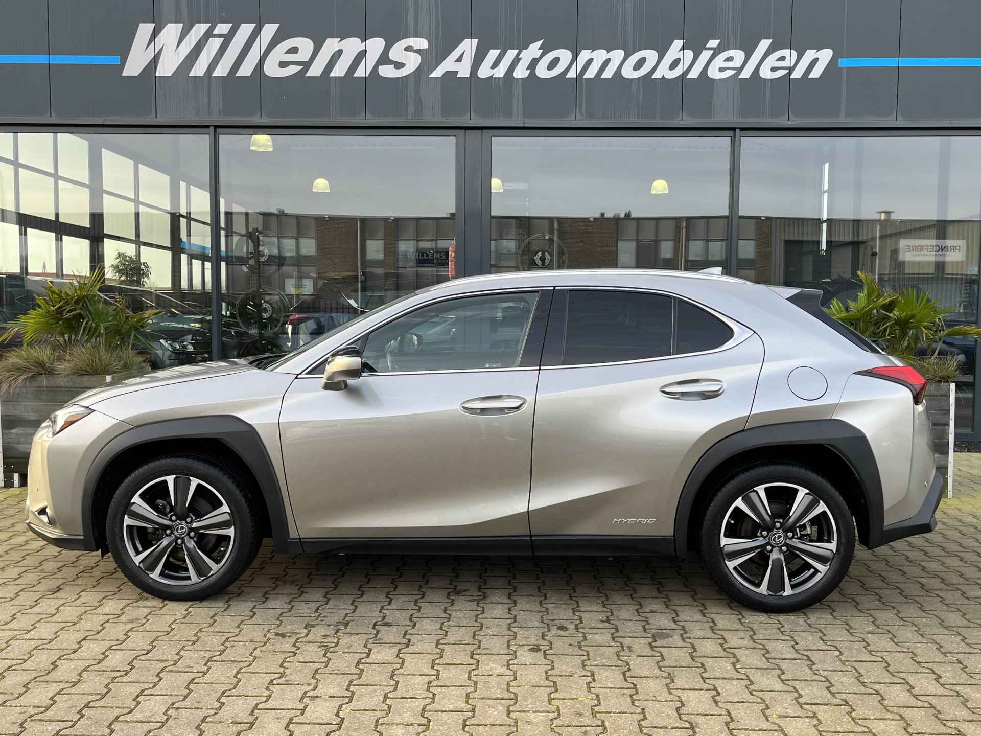 Lexus UX 250h AWD Executive Line Elektrische Klep, Adaptive Cruise & Camera - 3/33