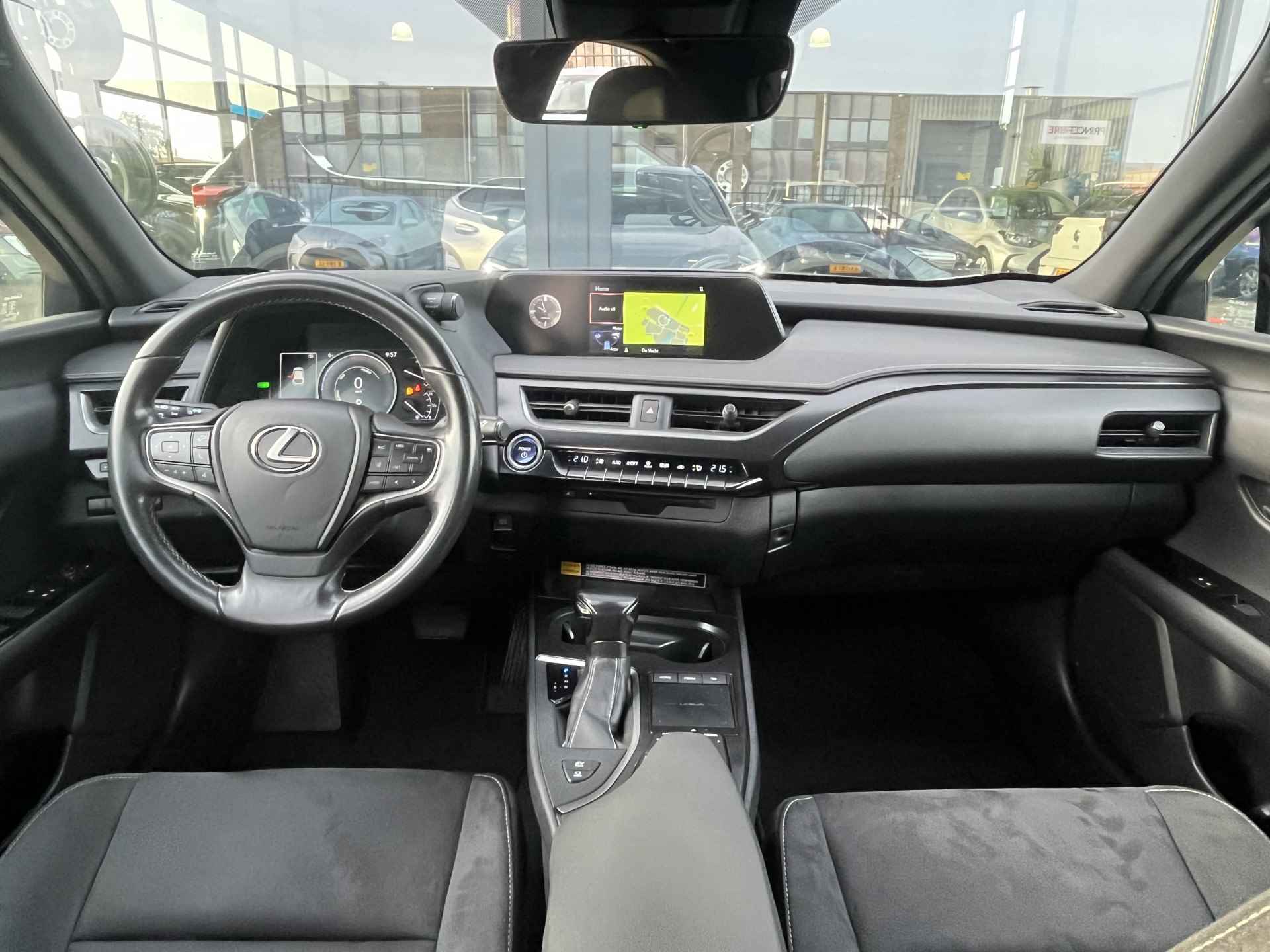 Lexus UX 250h AWD Executive Line Elektrische Klep, Adaptive Cruise & Camera - 17/33