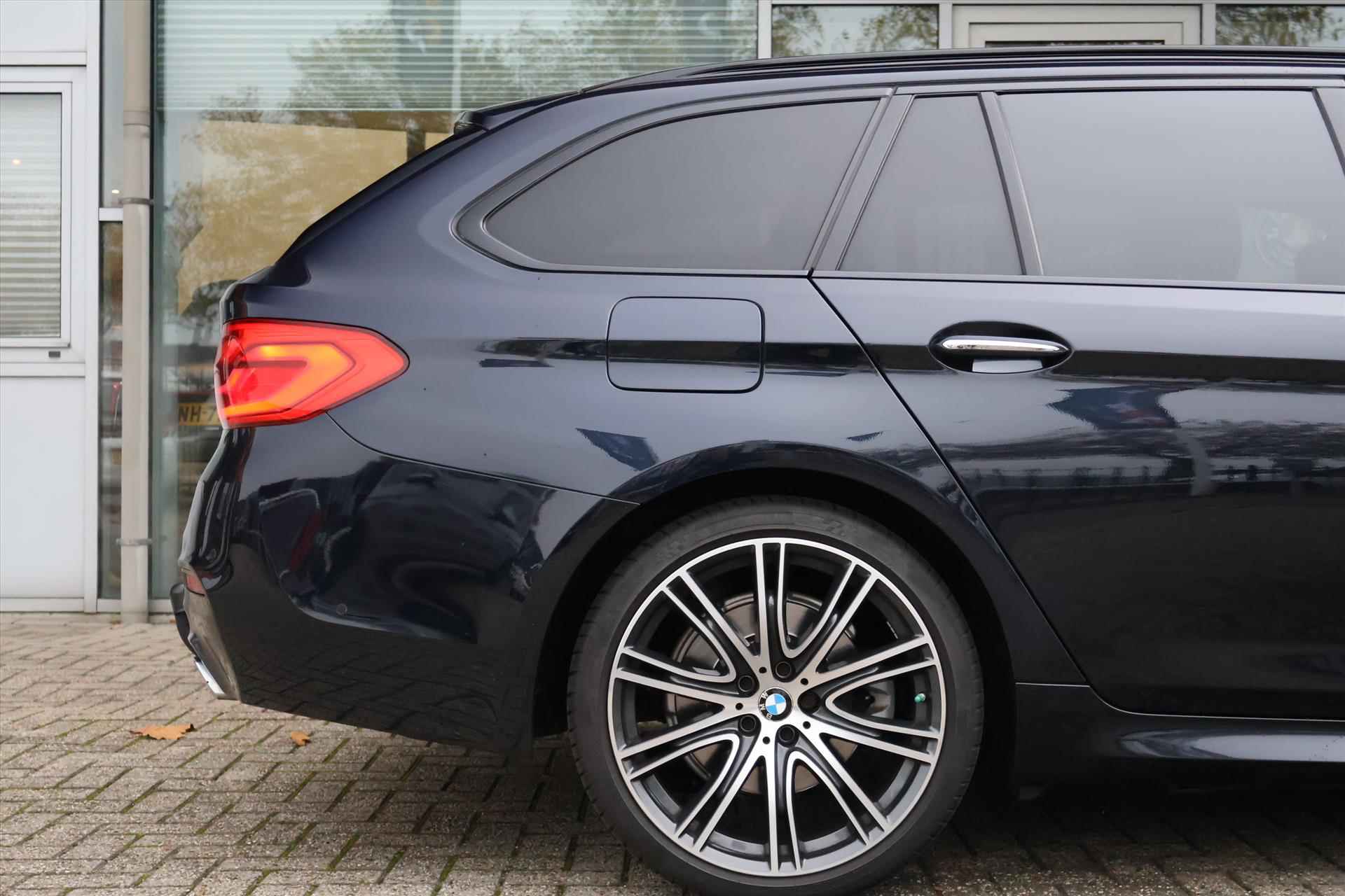 BMW 5-Serie Touring (g31) 520i M-Sport 184pk Aut. | Harman Kardon | Trekhaak | Leder Interieur | Memory seats - 37/52