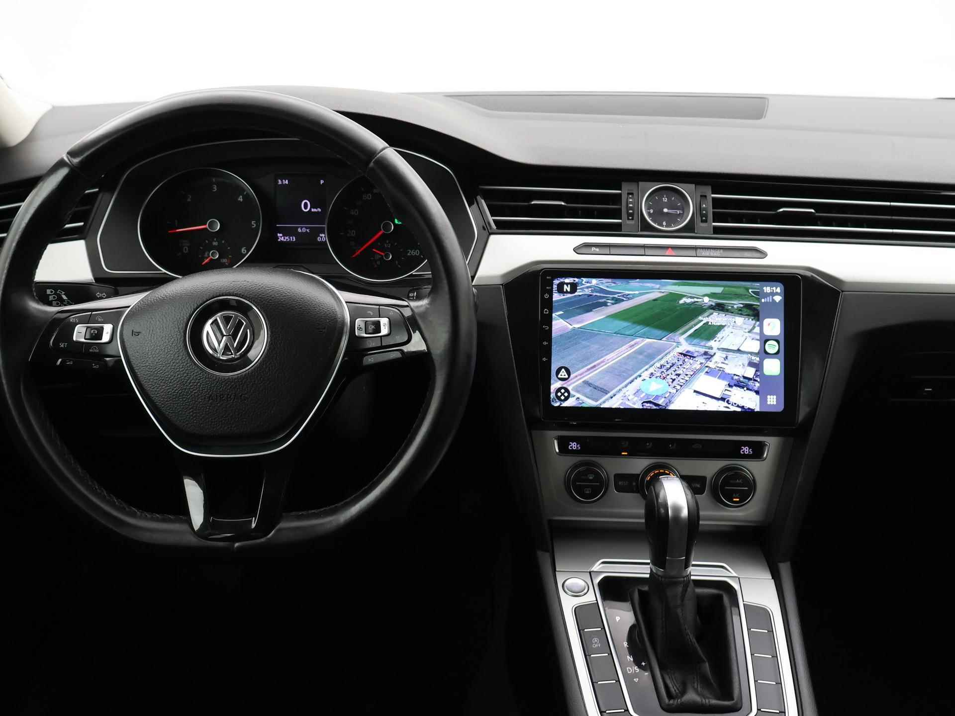 Volkswagen Passat Variant 1.6 TDI DSG AUT. COMFORTLINE + APPLE CARPLAY / ADAPTIVE CRUISE / CAMERA / TREKHAAK - 4/35