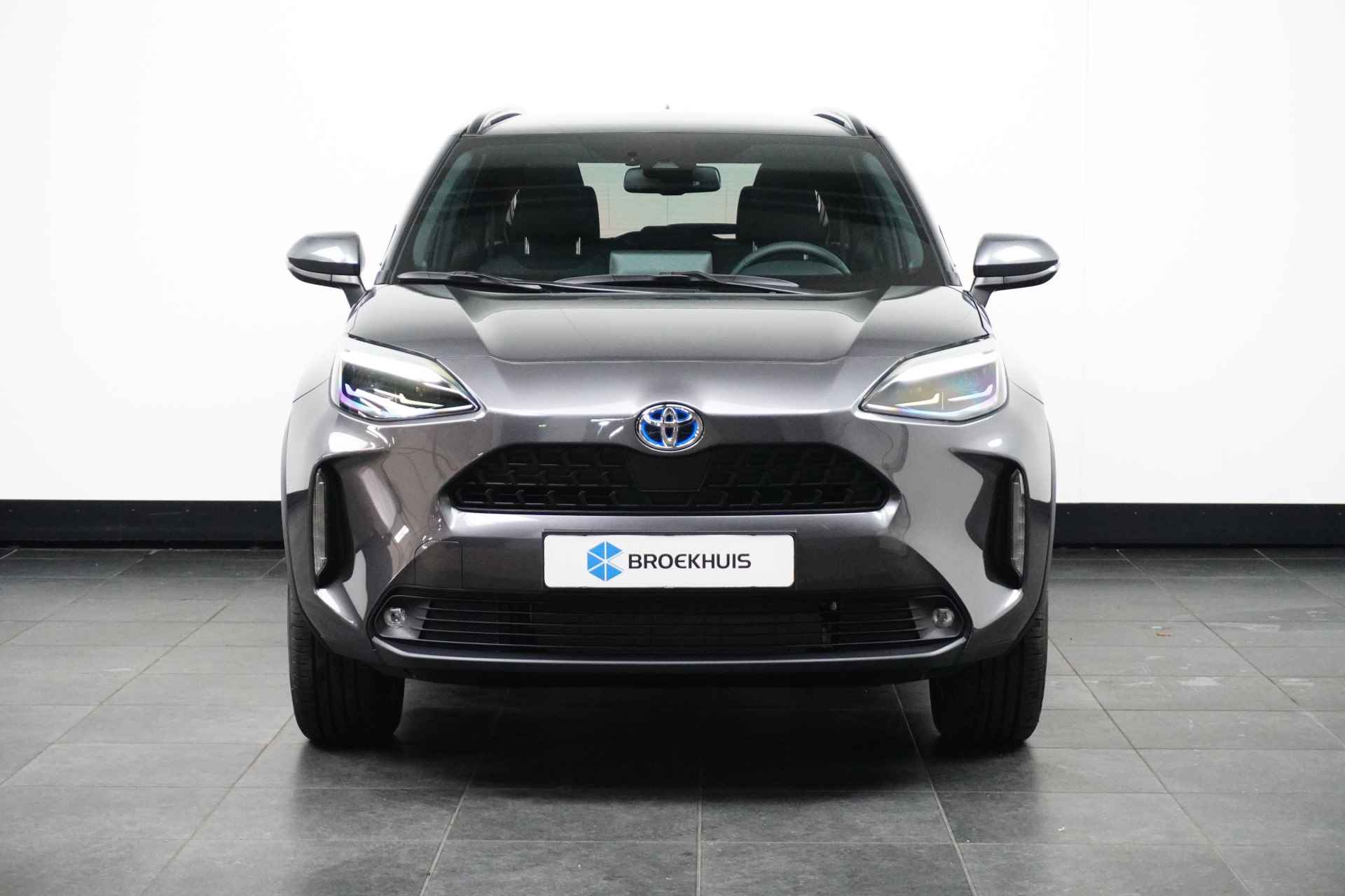 Toyota Yaris Cross 1.5 Hybrid Dynamic | Panoramadak | Adaptieve cruise | Draadloos laden | Stuurverwarming | - 3/30