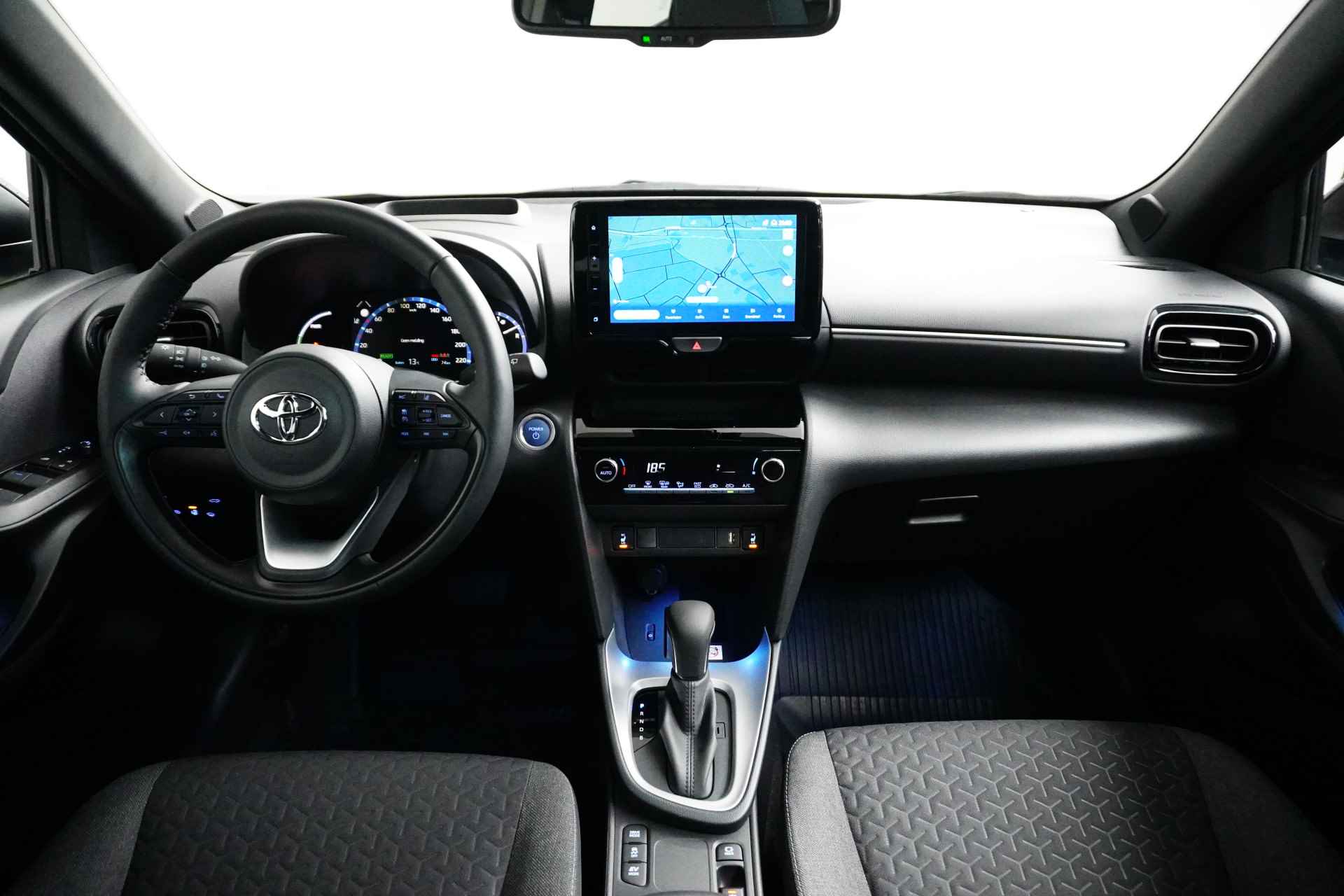 Toyota Yaris Cross 1.5 Hybrid Dynamic | Panoramadak | Adaptieve cruise | Draadloos laden | Stuurverwarming | - 11/30