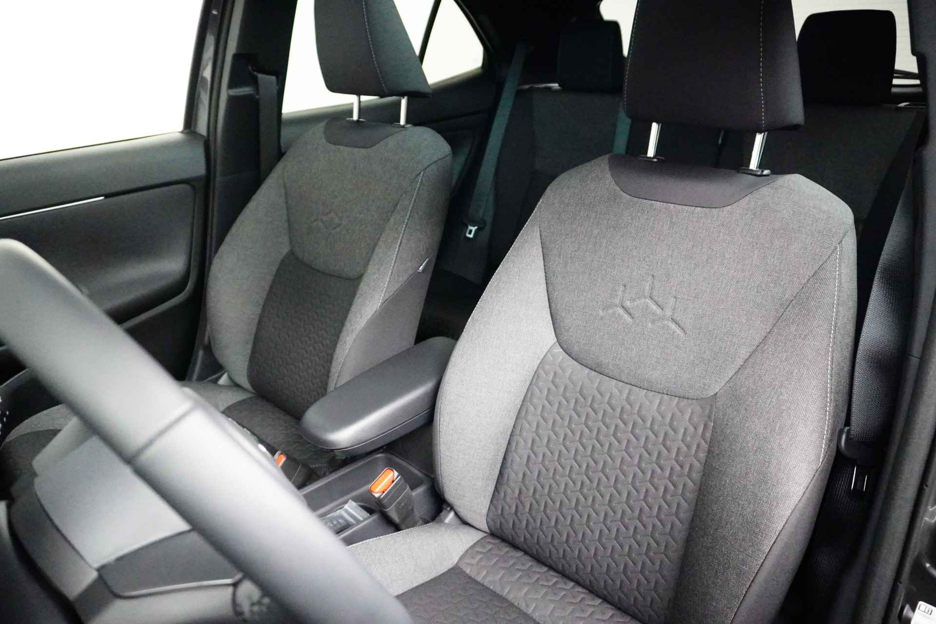 Toyota Yaris Cross 1.5 Hybrid Dynamic | Panoramadak | Adaptieve cruise | Draadloos laden | Stuurverwarming | - 15/30