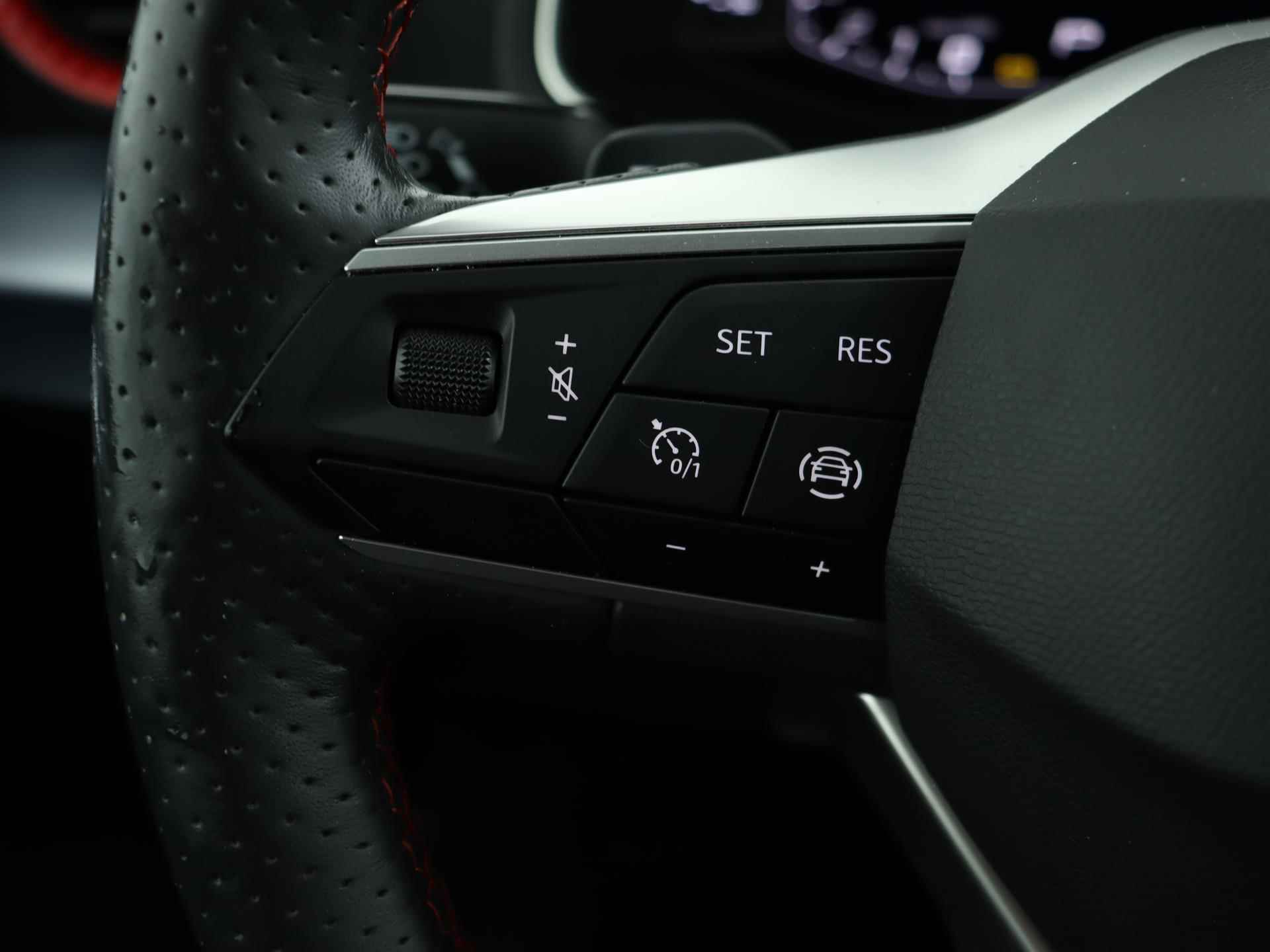 SEAT Arona 1.0 TSI 110 pk FR | Virtual Cockpit | Stoelverwarming | Cruise Control | PDC | Apple CarPlay | Navigatie | - 27/46