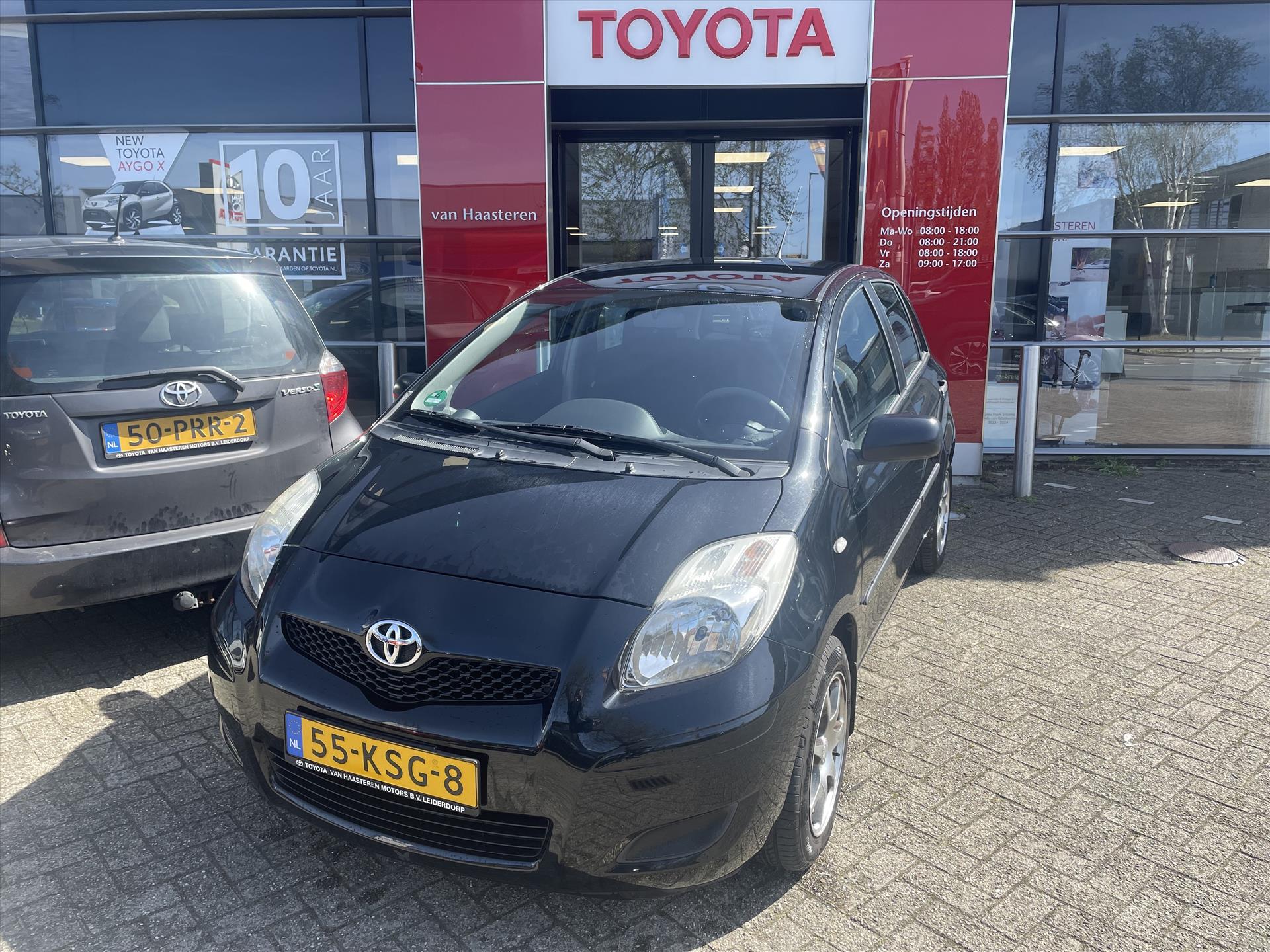 Toyota Yaris 1.3 16V VVT-I 5DR Comfort bij viaBOVAG.nl