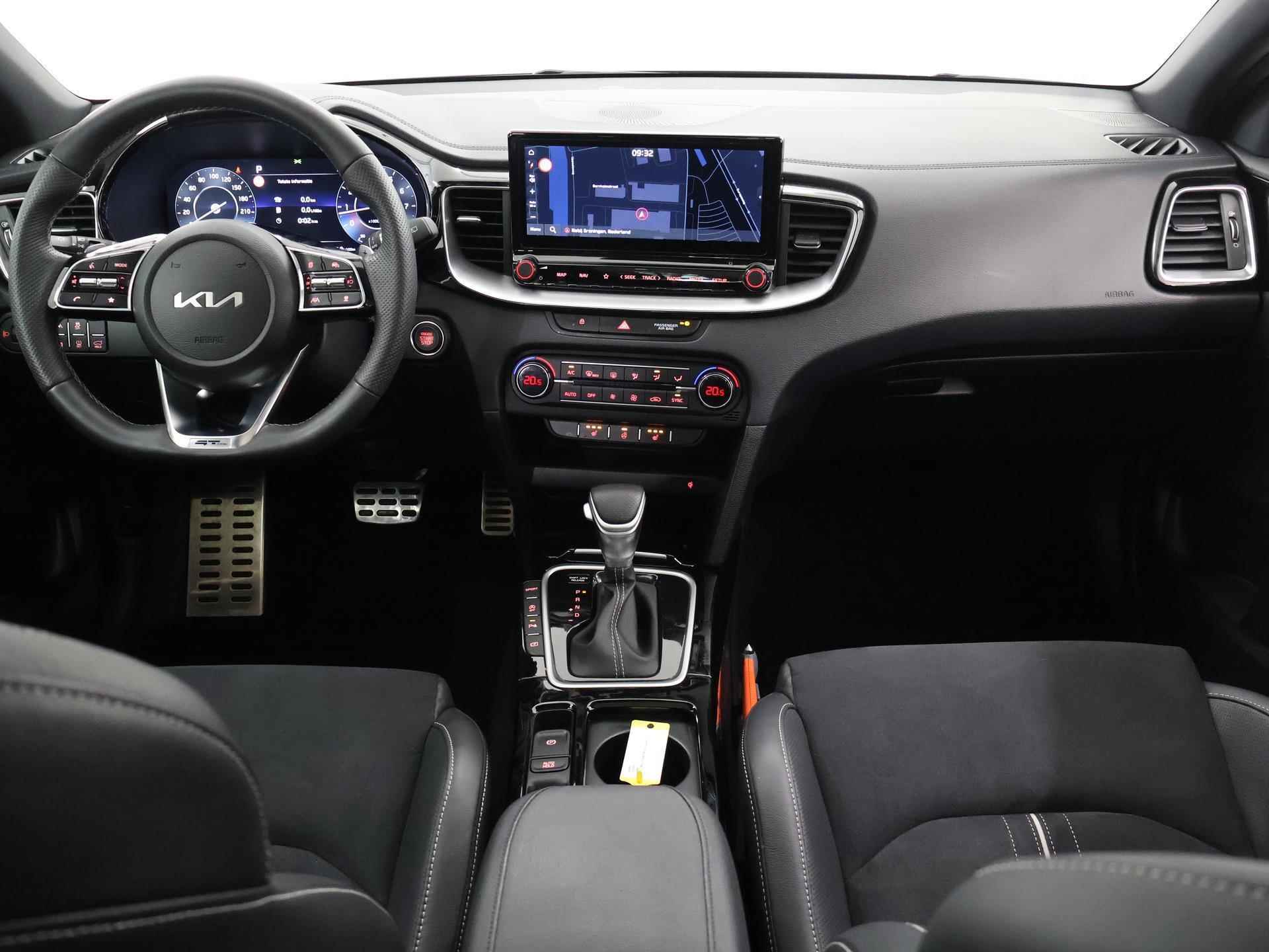 Kia Ceed Sportswagon 1.5 T-GDi GT-Line | Panoramadak |  Elektrisch bedienbare achterklep | LED Koplampen | Stoel/Stuurwielverwarming | Keyless Go - 9/43