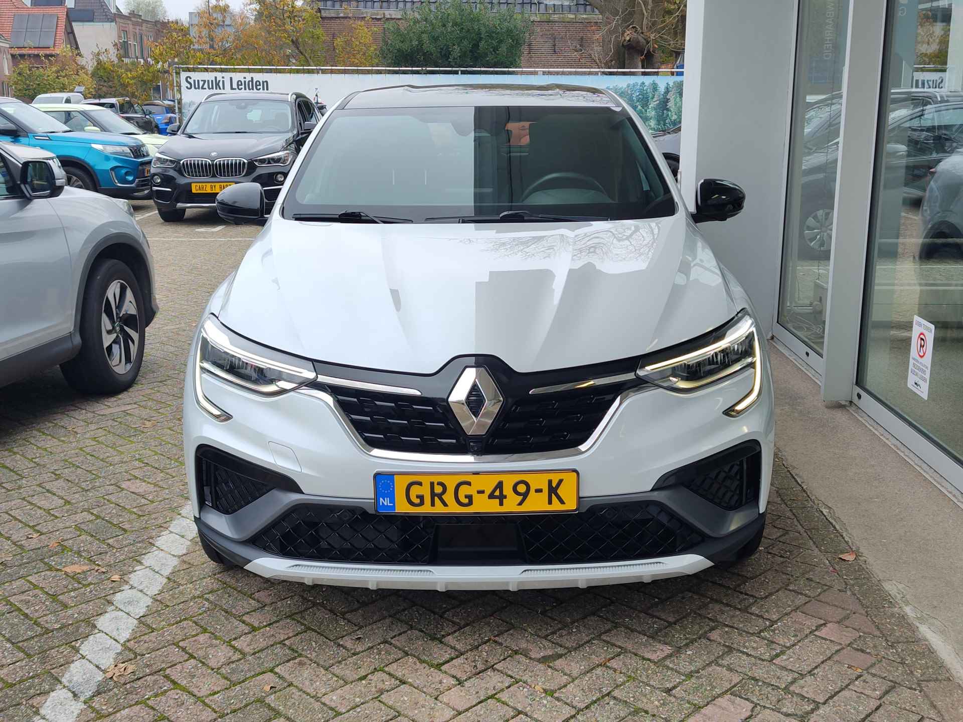 Renault Arkana 1.3 TCE MILD HYBRID 160 R.S. LINE AUTOMAAT Leder | Stoelverwarming | Adaptive Cruise | 360 Camera - 9/39