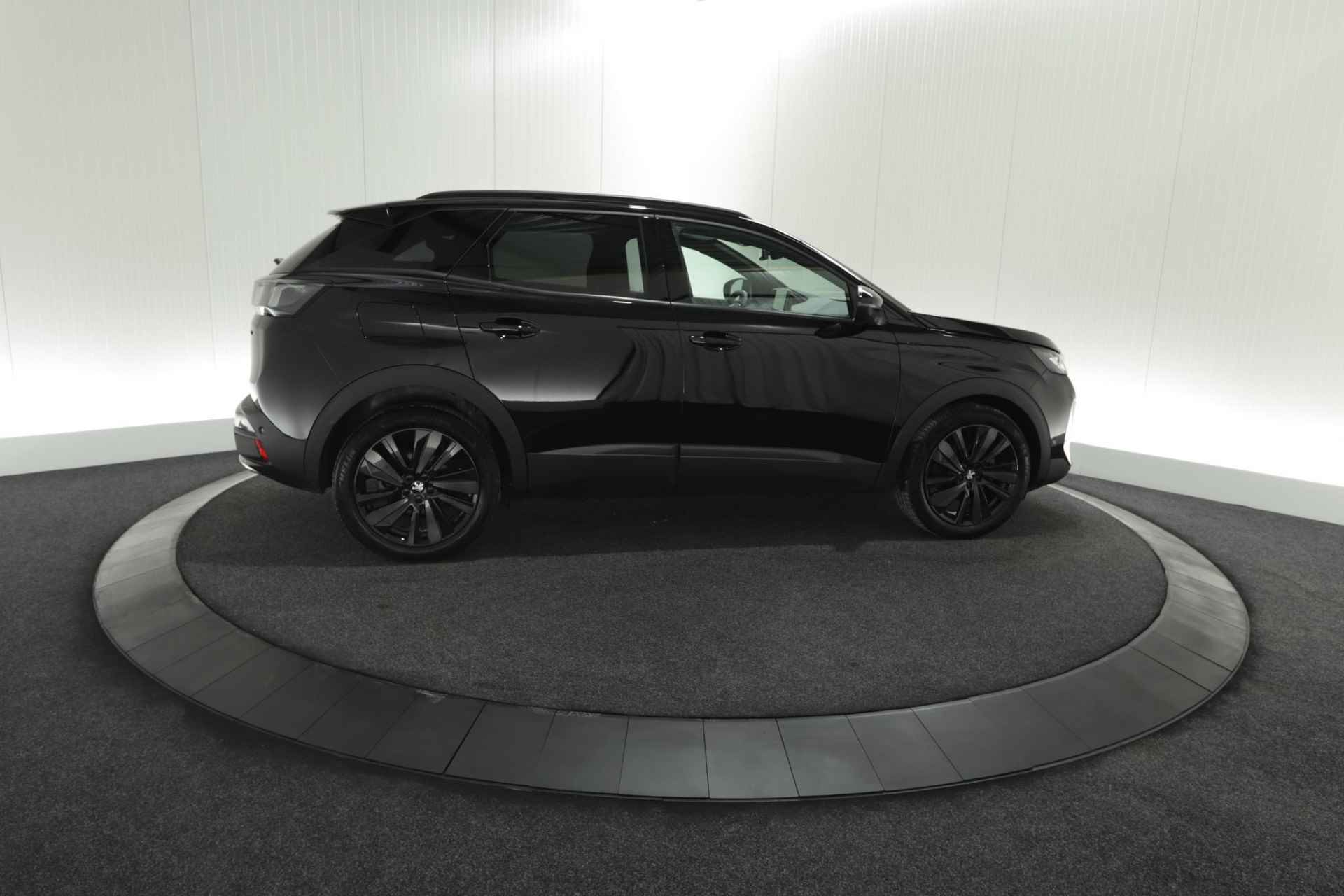 Peugeot 3008 PureTech 130 EAT8 GT Black Pack | Camera | Adaptieve Cruise Control | Elektrische Kofferklep | Stoelverwarming | Apple Carplay - 9/75