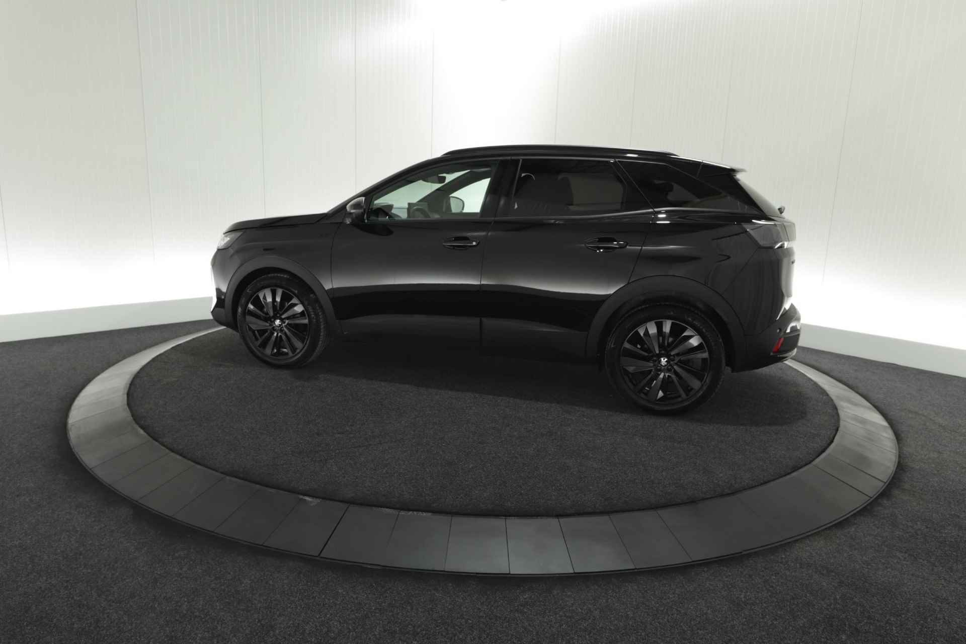 Peugeot 3008 PureTech 130 EAT8 GT Black Pack | Camera | Adaptieve Cruise Control | Elektrische Kofferklep | Stoelverwarming | Apple Carplay - 14/75