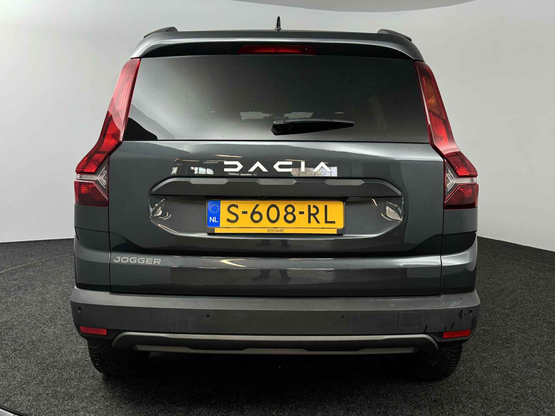 Dacia Jogger 1.0 TCe 110 Extreme 7p. | 1e eigenaar + dealer onderhouden! | Navi | Clima | Cruise | PDC V+A + Camera | Apple Carplay/Android Auto - 6/45