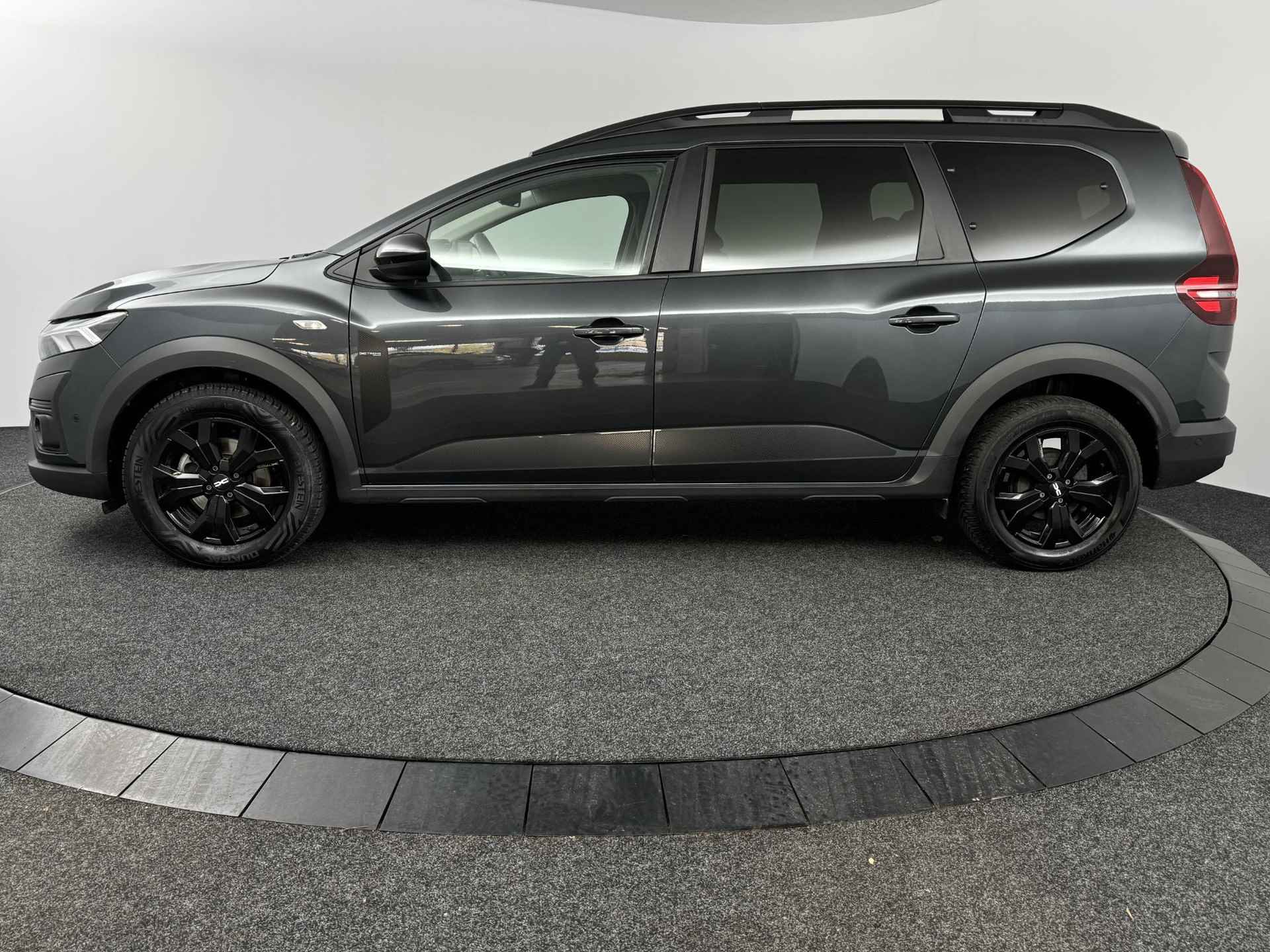 Dacia Jogger 1.0 TCe 110 Extreme 7p. | 1e eigenaar + dealer onderhouden! | Navi | Clima | Cruise | PDC V+A + Camera | Apple Carplay/Android Auto - 9/45