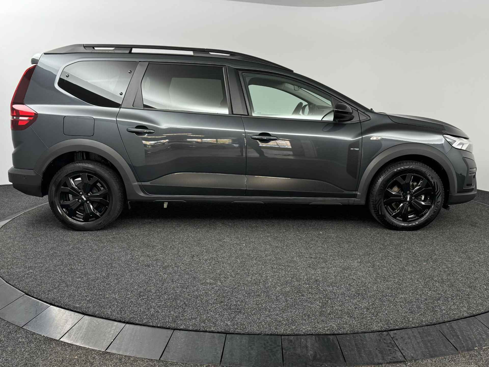 Dacia Jogger 1.0 TCe 110 Extreme 7p. | 1e eigenaar + dealer onderhouden! | Navi | Clima | Cruise | PDC V+A + Camera | Apple Carplay/Android Auto - 10/45