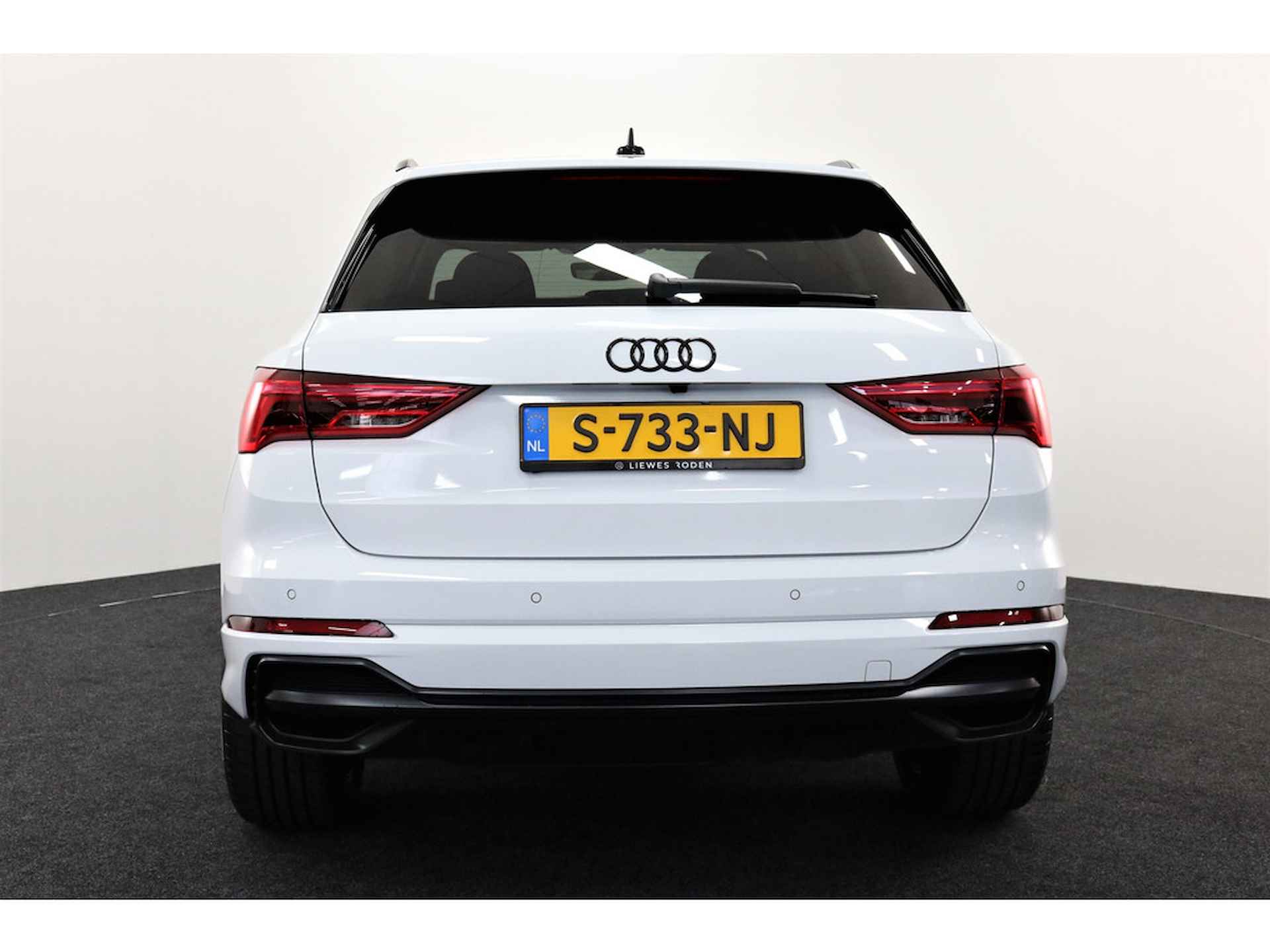 Audi Q3 45 TFSI e S-Edition (Hybride) - 18/40