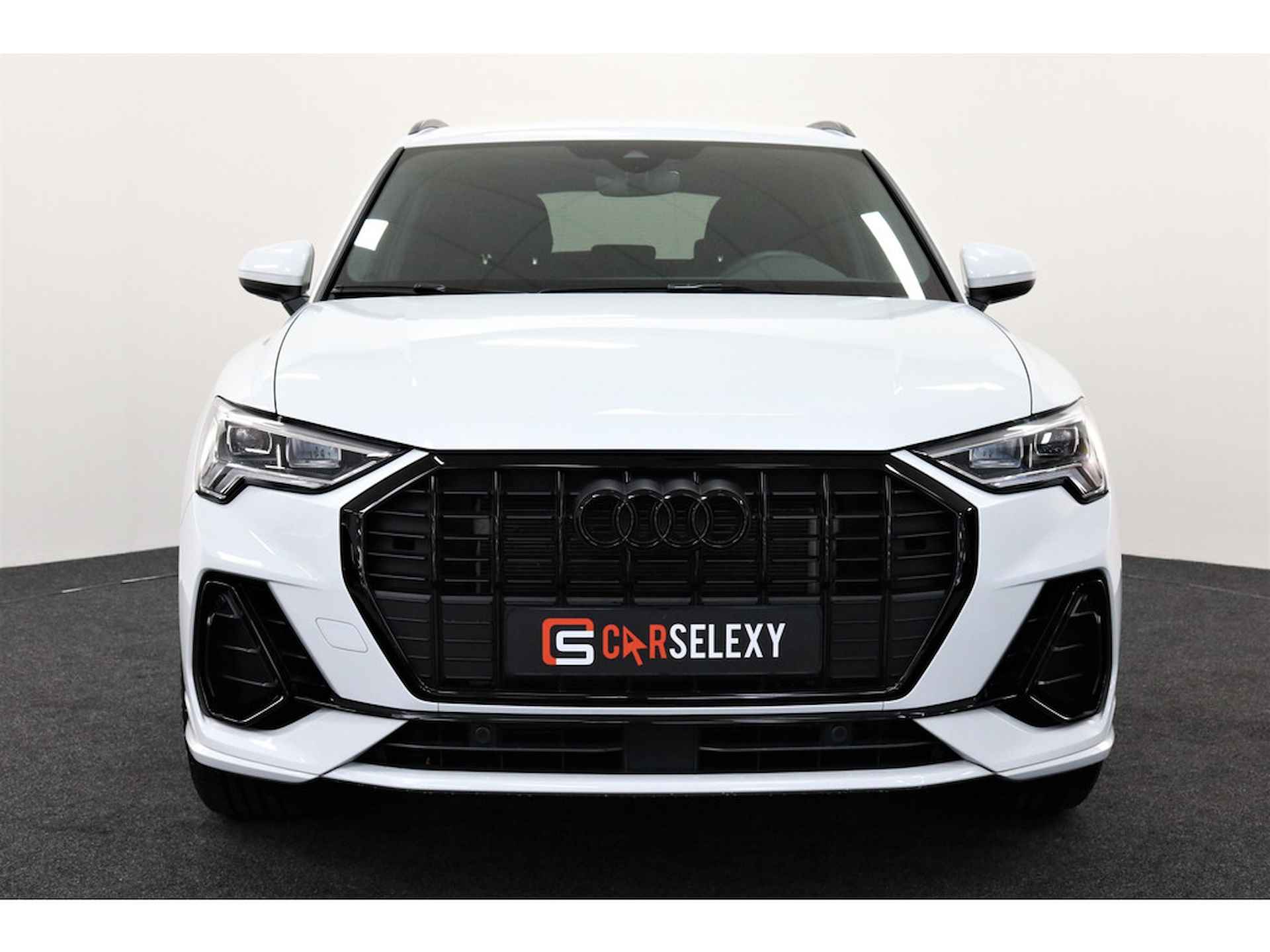 Audi Q3 45 TFSI e S-Edition (Hybride) - 22/40