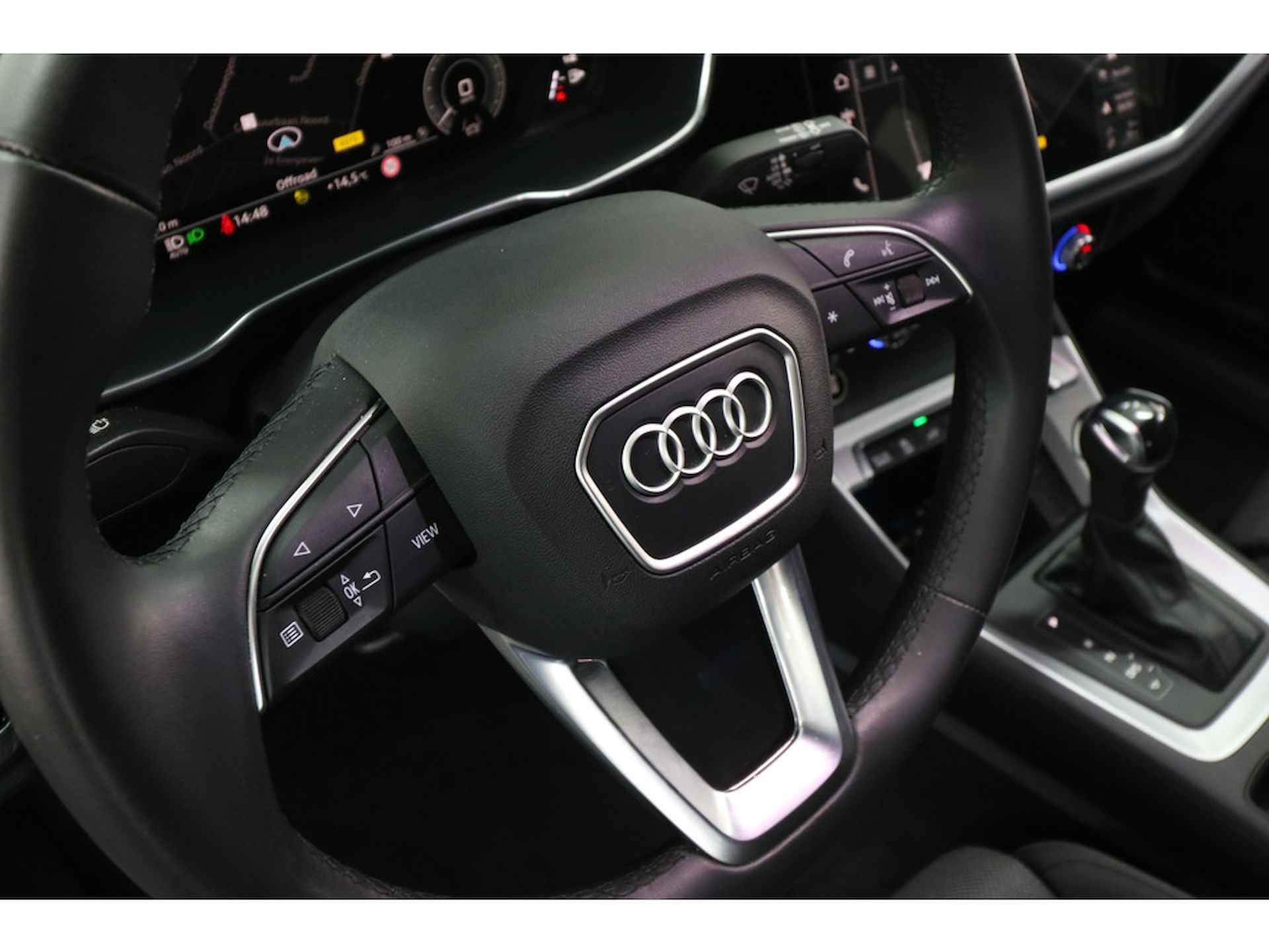 Audi Q3 45 TFSI e S-Edition (Hybride) - 27/40