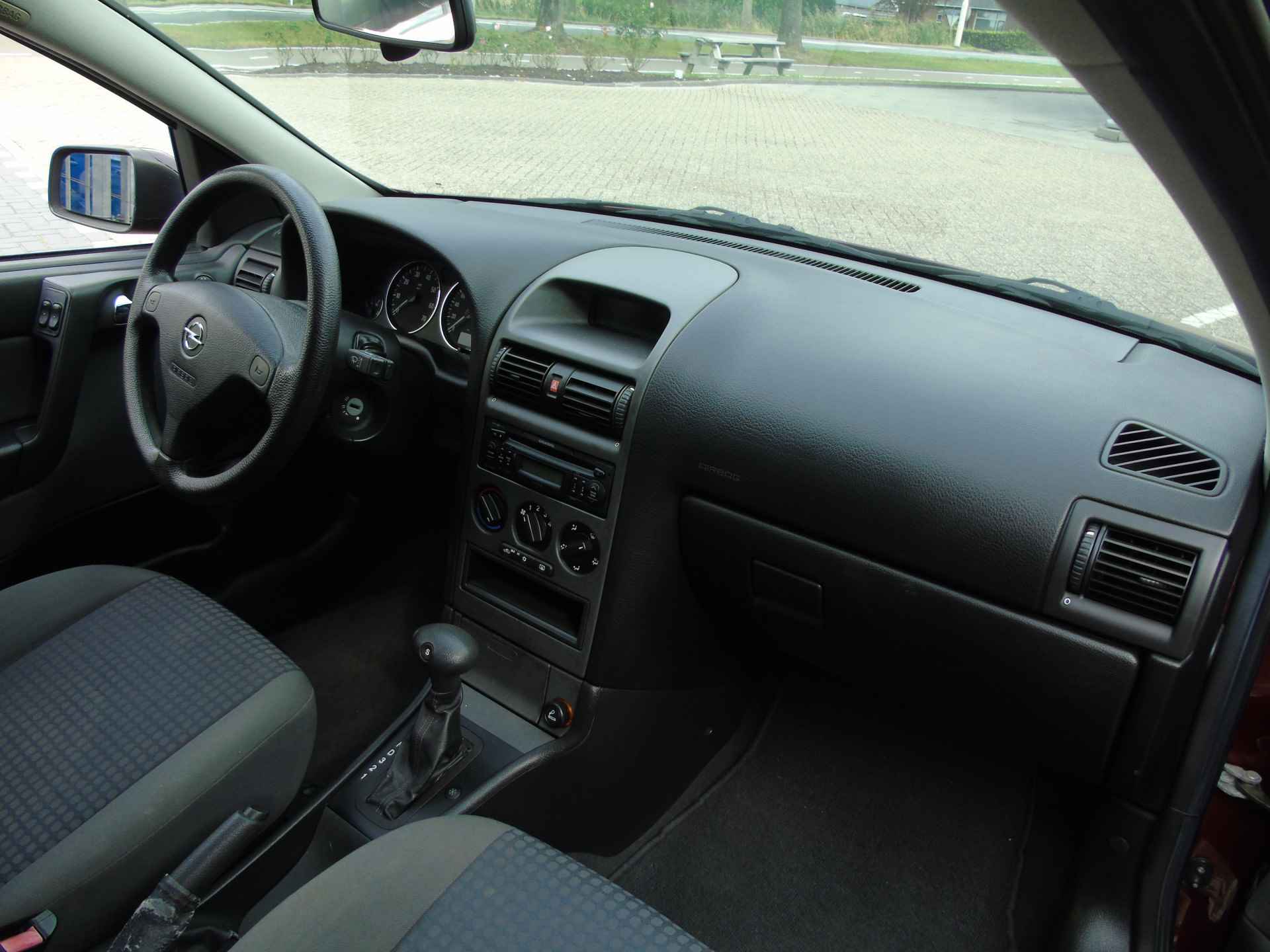 Opel Astra 1.6 Njoy Automaat | Airco | Trekhaak | Cruise Control | 12 maanden BOVAG garantie - 13/21