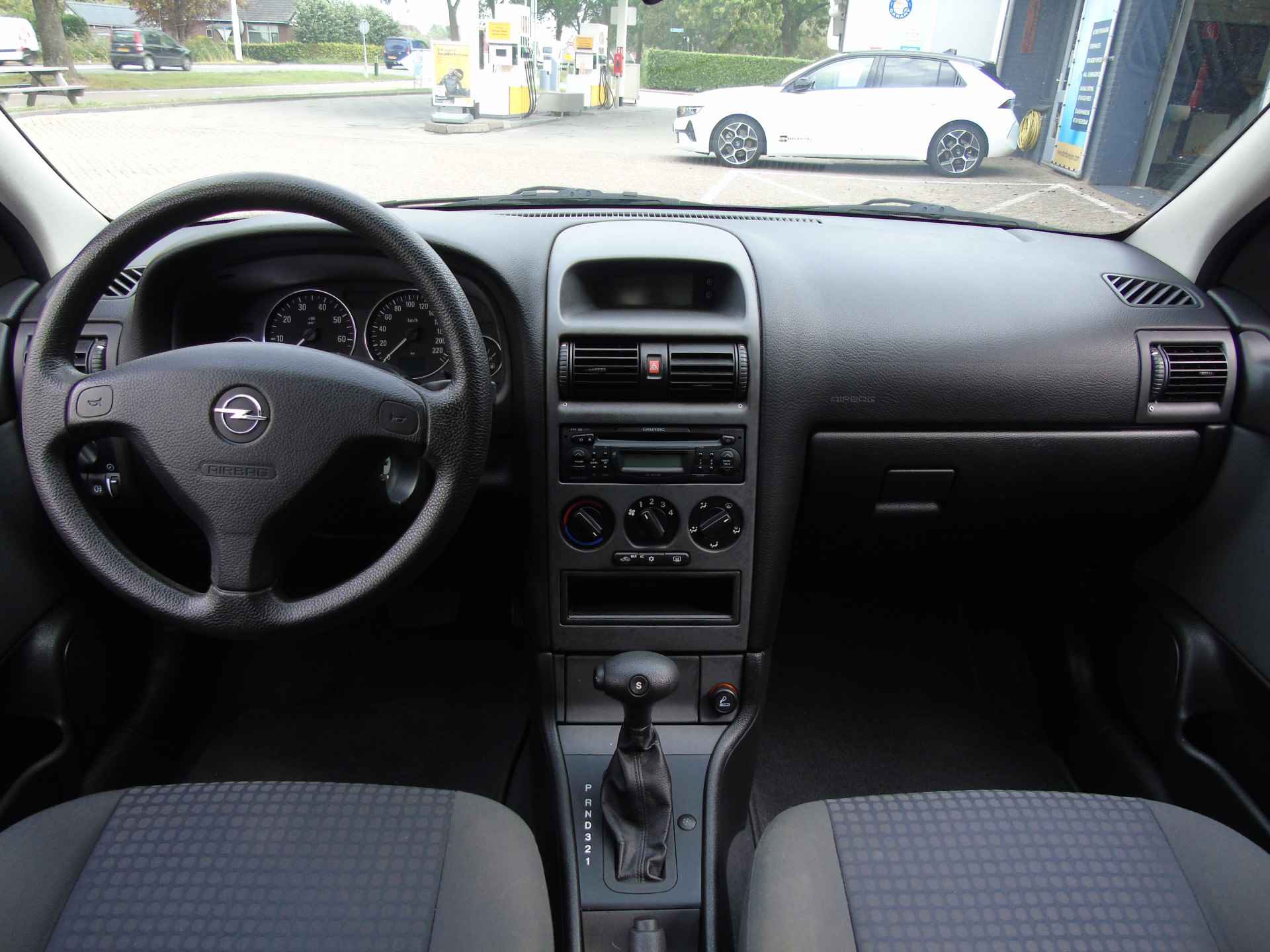 Opel Astra 1.6 Njoy Automaat | Airco | Trekhaak | Cruise Control | 12 maanden BOVAG garantie - 17/21