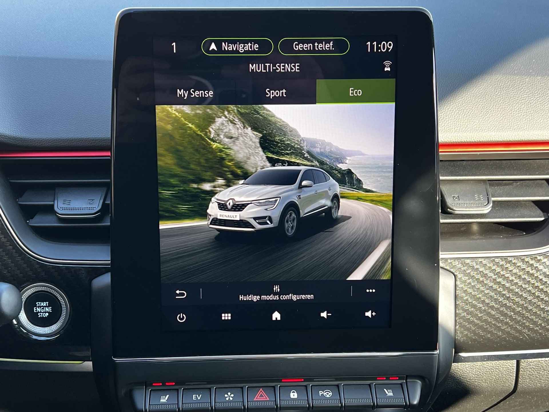 Renault Arkana 1.6 E-Tech Hybrid 145 R.S. Line / Dealer onderhouden / Schuif- Kanteldak / Leder / Adaptieve Cruise Control / Stuur- en stoelverwarming / BOSE / Apple Carplay Android / - 45/60