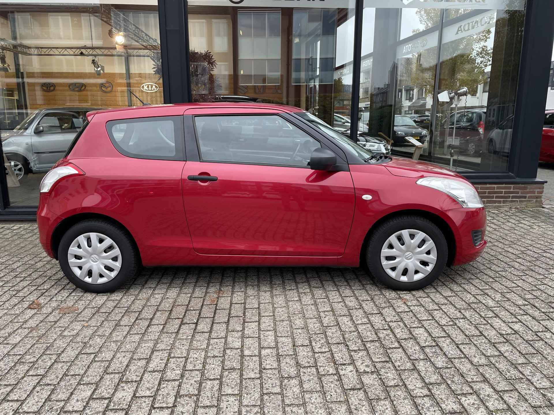 Suzuki Swift 1.2 Base - 3/14