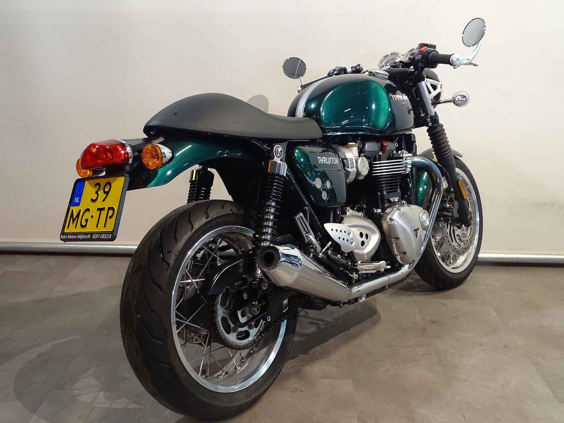 Triumph THRUXTON 1200 - 3/9