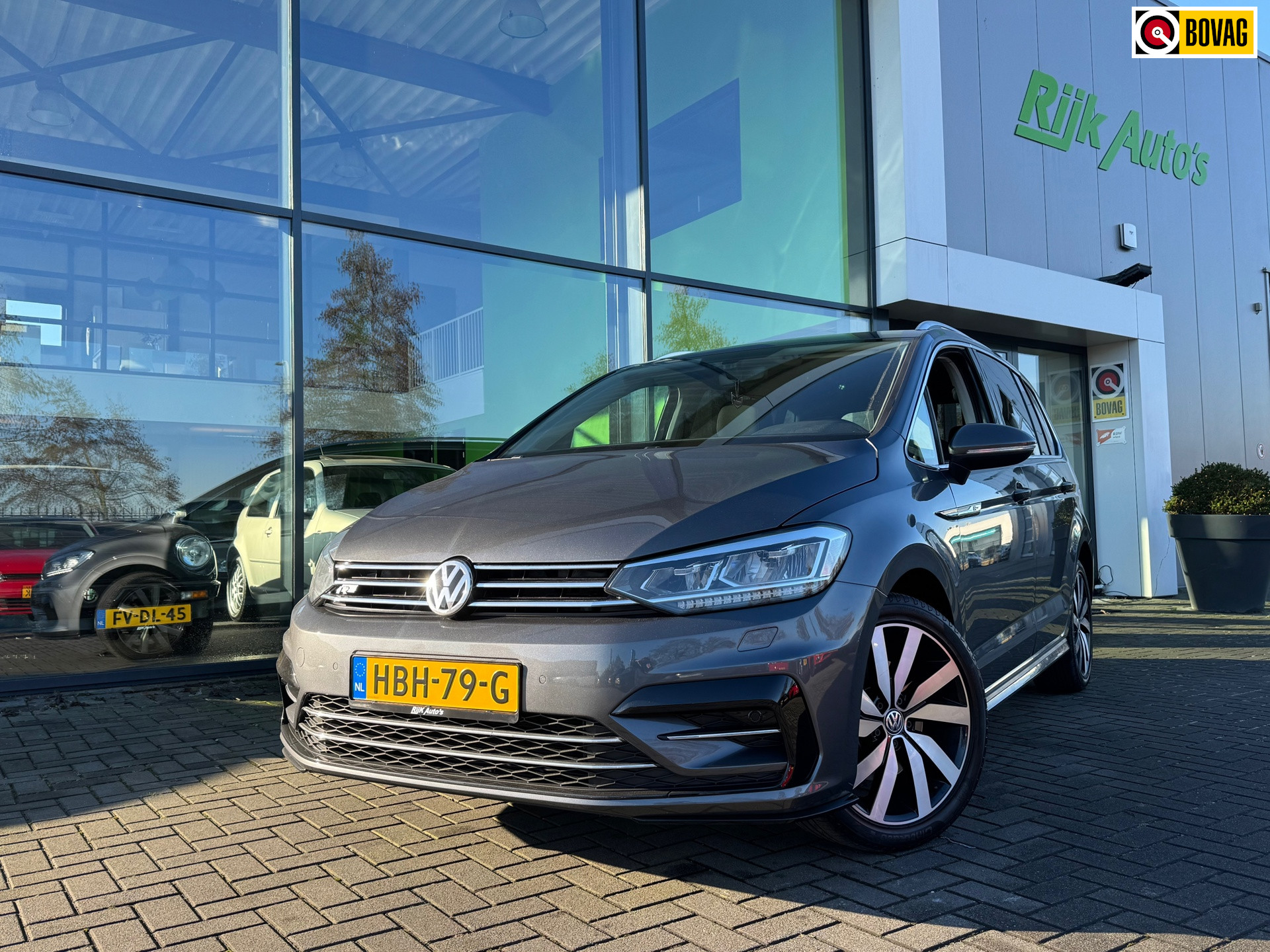 Volkswagen TOURAN 1.5 TSI Highline Business R 7p * Navigatie * Camera * Carplay