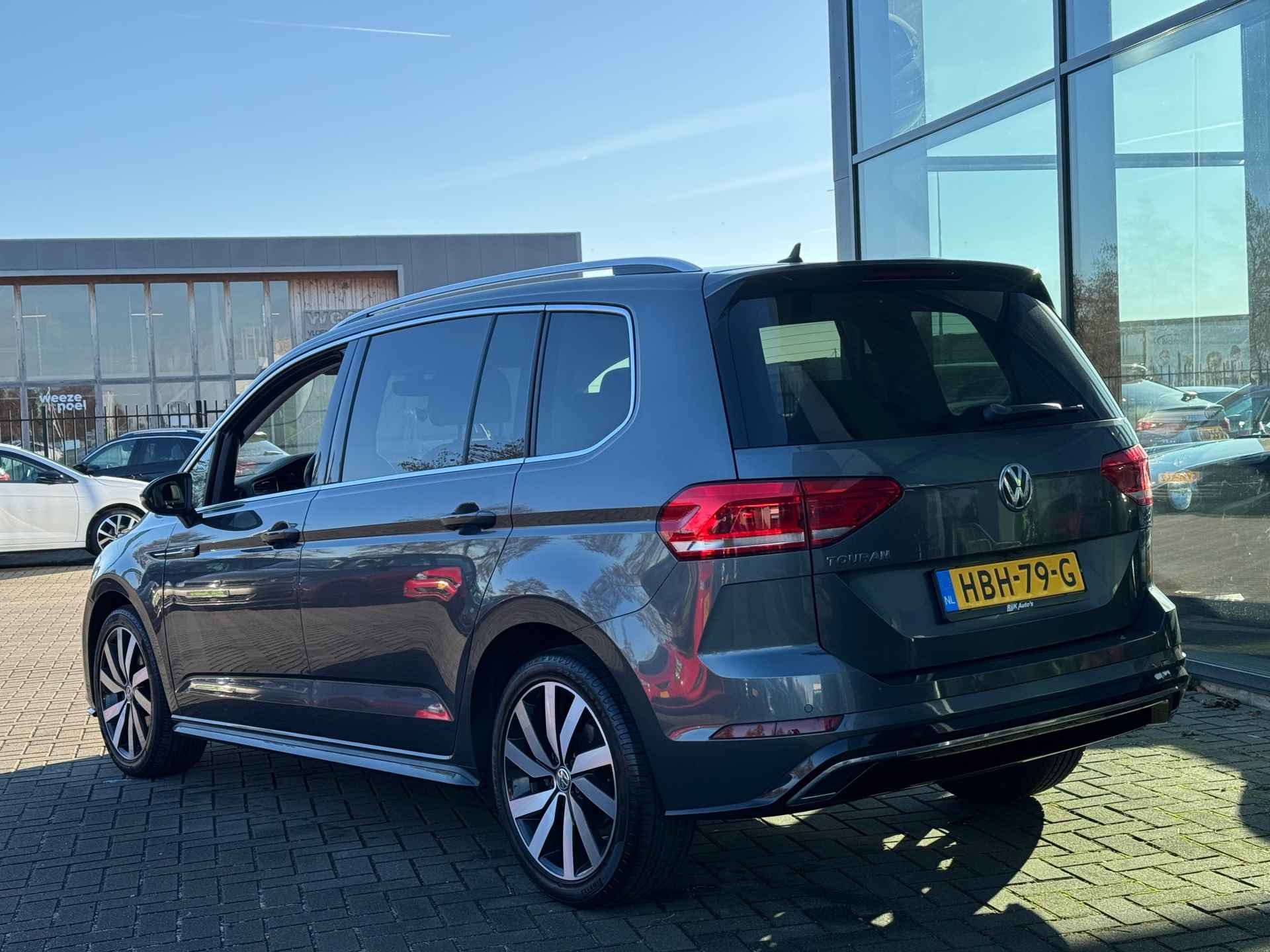 Volkswagen TOURAN 1.5 TSI Highline Business R 7p * Navigatie * Camera * Carplay - 3/34